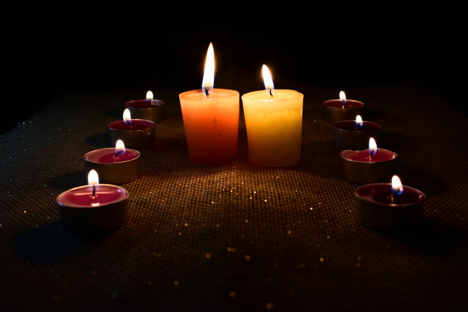 Nikon D5600 sample photo. Candles, light, dark photography