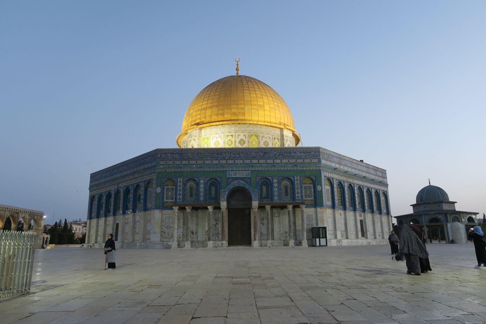 Canon PowerShot G7 X sample photo. Architecture, religion, travel photography
