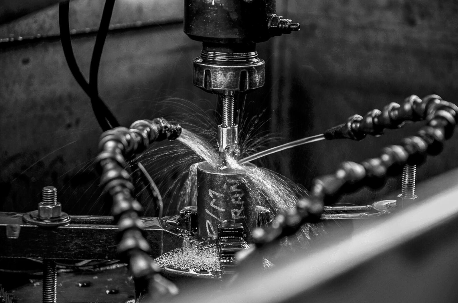 Nikon D5100 sample photo. Machine, metalurgica, subject premium photography