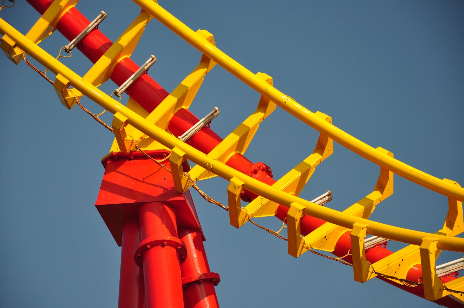 Nikon D90 sample photo. Fair, roller coaster, spa photography
