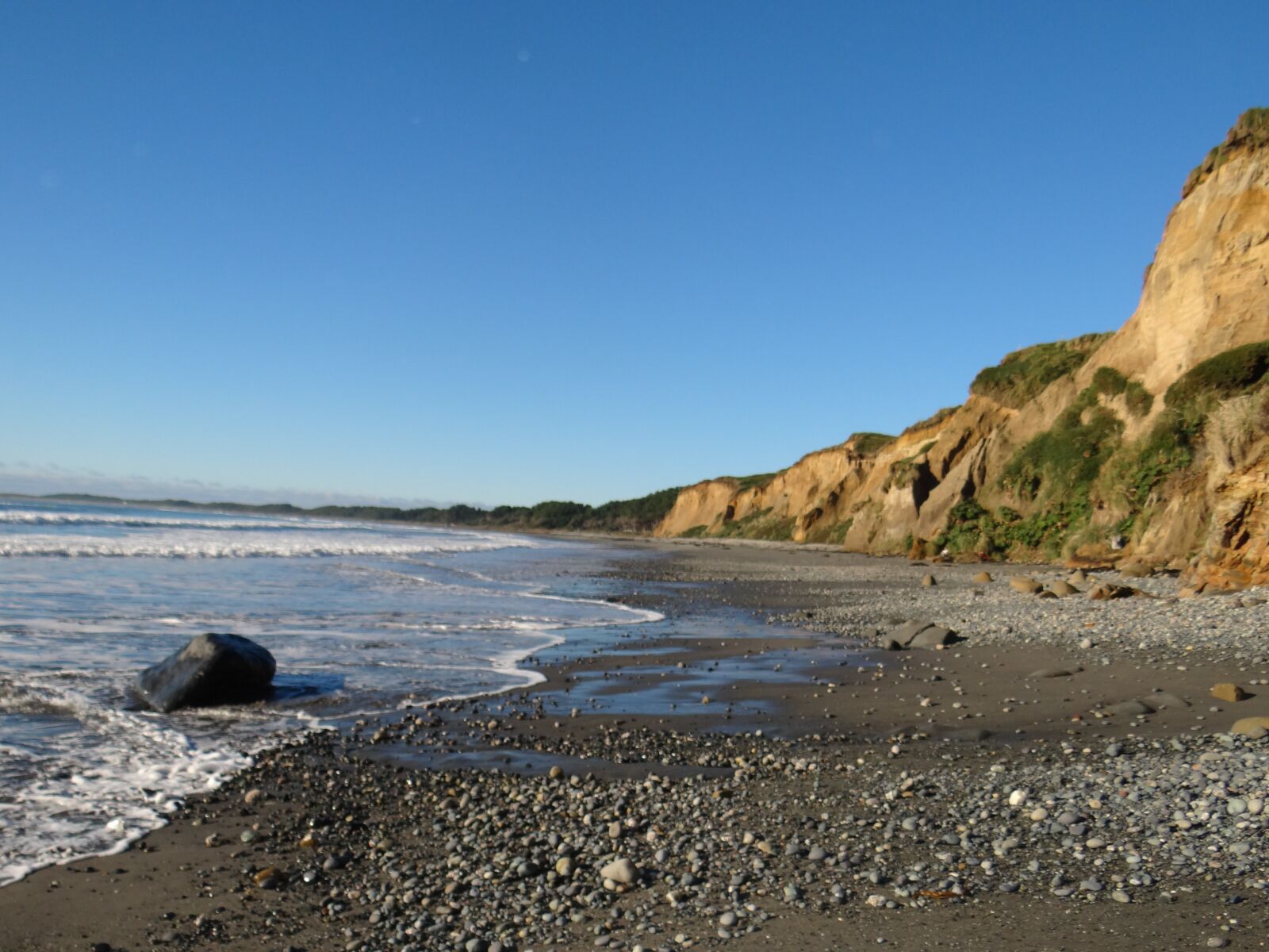 Sony DSC-HX200V sample photo. Beach, sand, sea photography