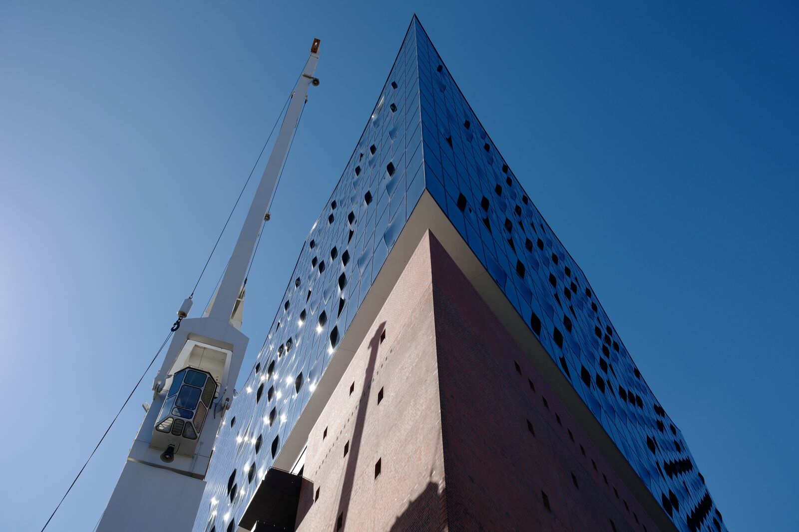 Vario-Elmar TL 1:3.5-5.6 / 18-56 ASPH. sample photo. Elbe philharmonic hall, hamburg photography