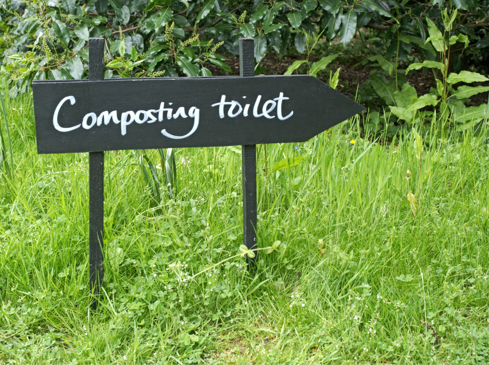 Olympus OM-D E-M5 sample photo. Composting, toilet, recycle photography