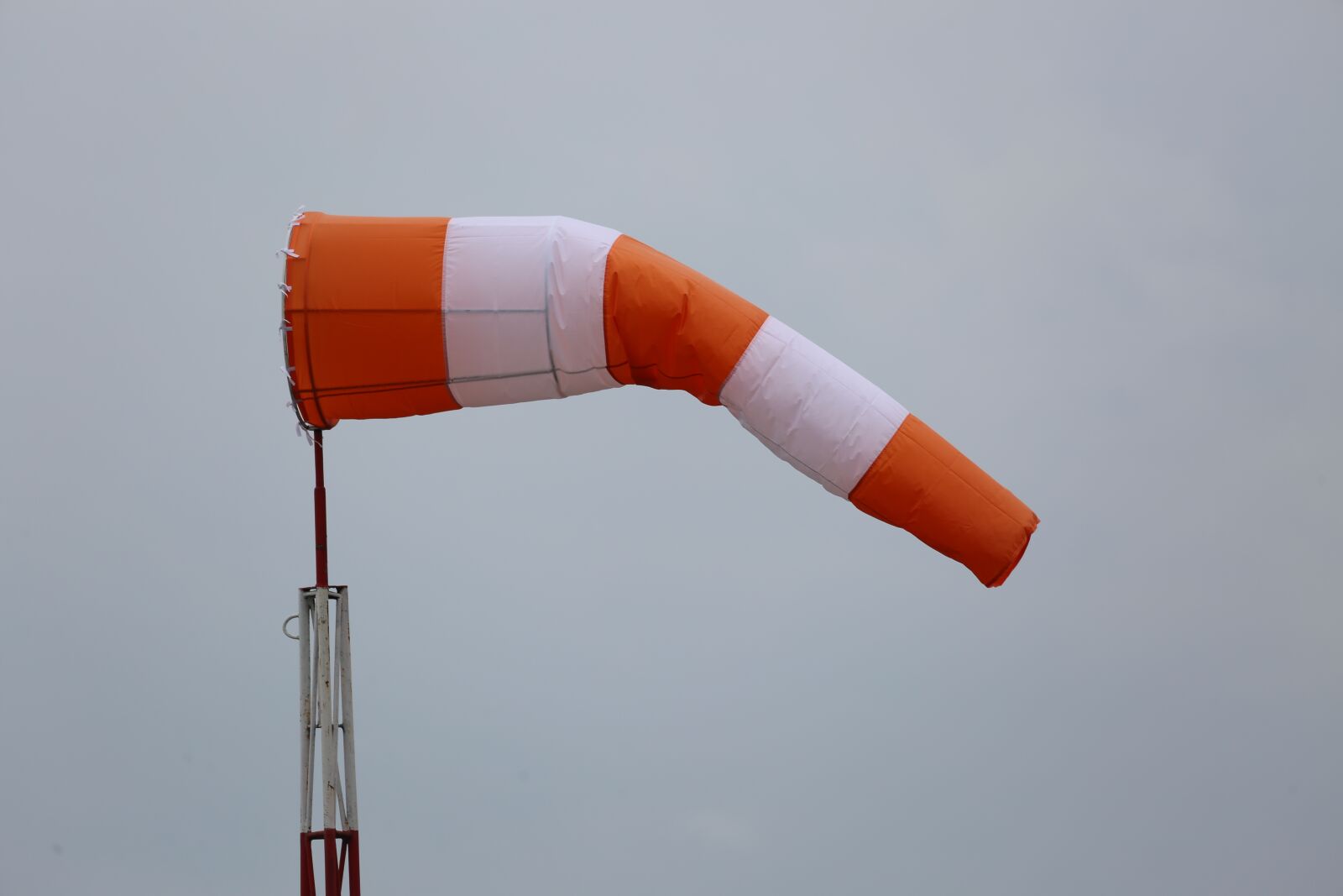 Canon EF 100-400mm F4.5-5.6L IS USM sample photo. Wind sock, red, white photography