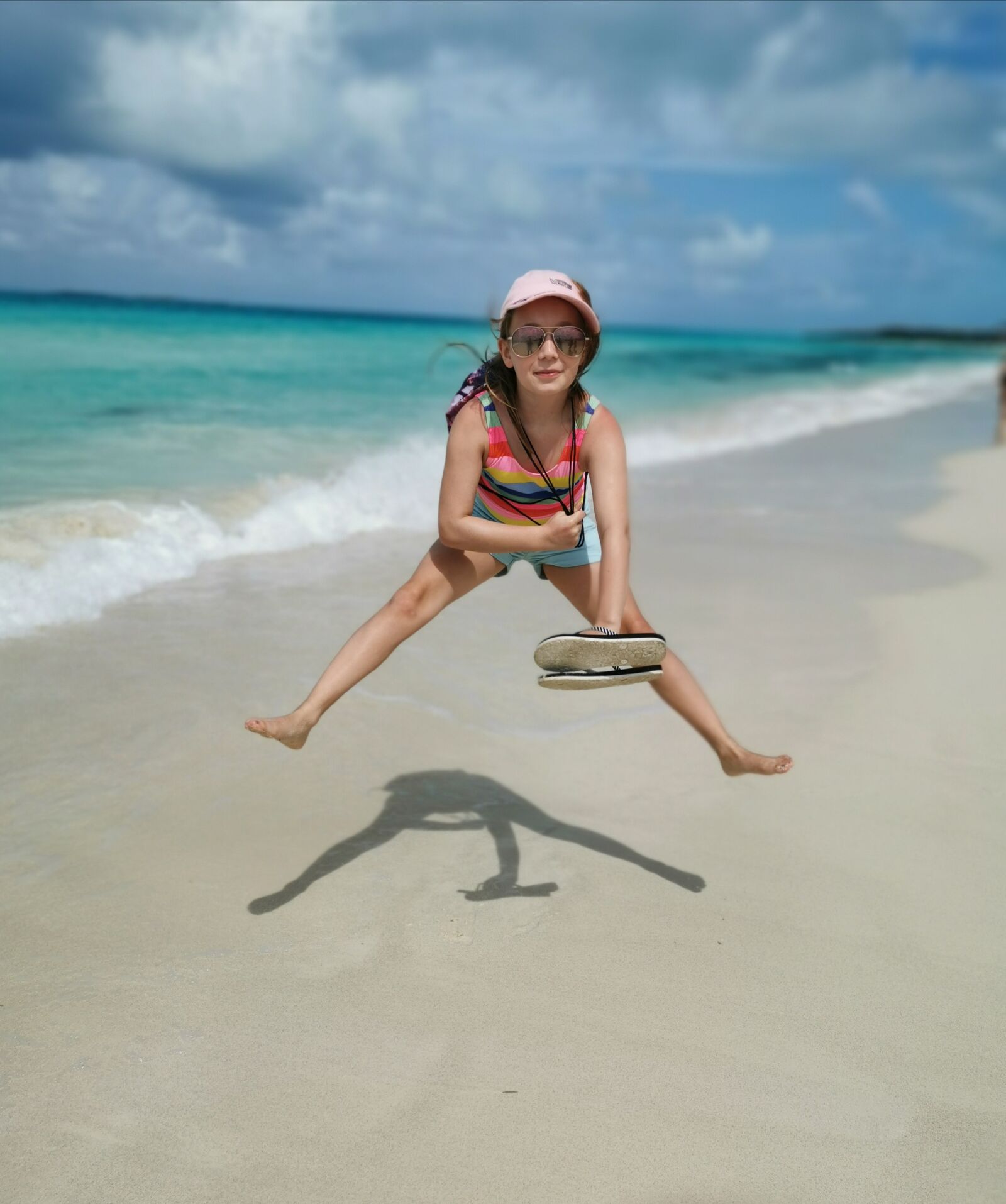 HUAWEI P30 sample photo. Beach, jump, ocean photography