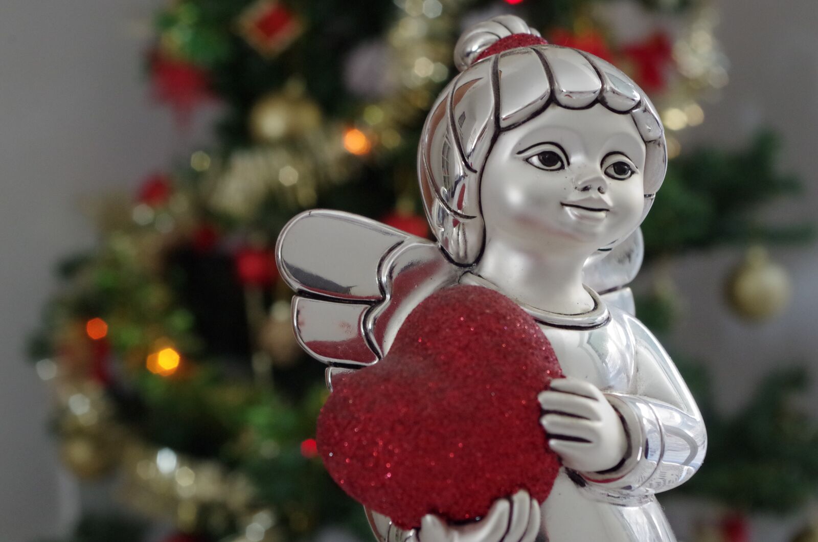 Pentax K-50 sample photo. Christmas, angel, heart photography