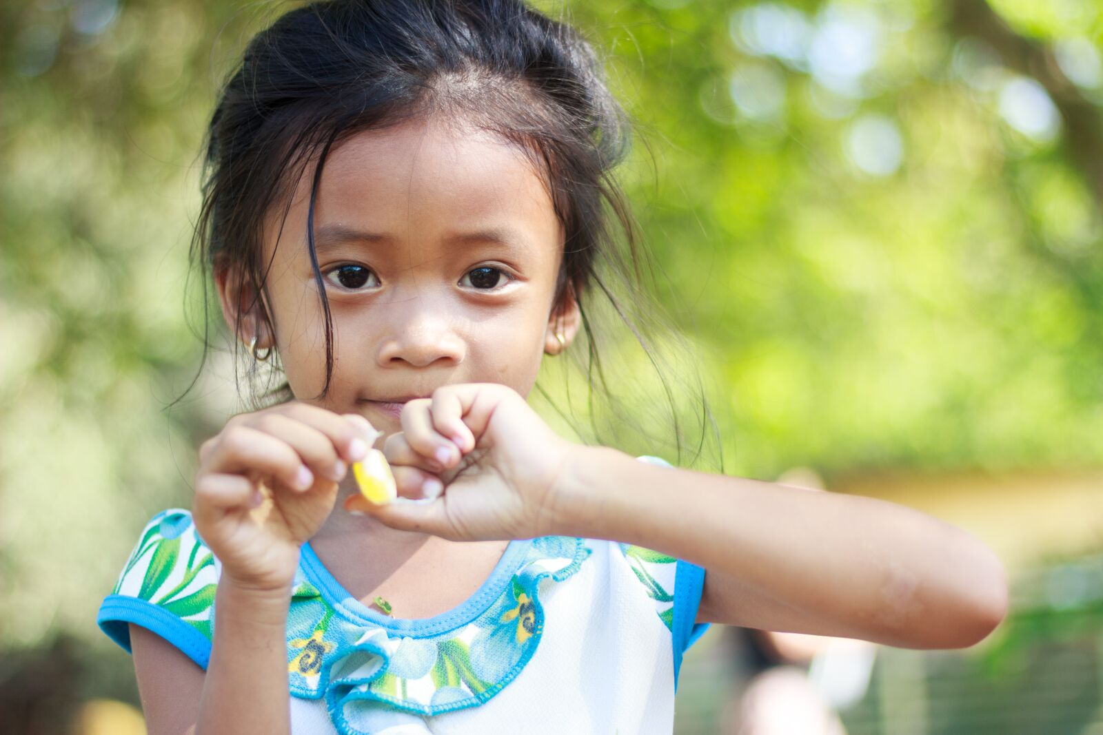Canon EOS 600D (Rebel EOS T3i / EOS Kiss X5) + Canon EF 50mm F1.8 STM sample photo. Little girl, asia girl photography