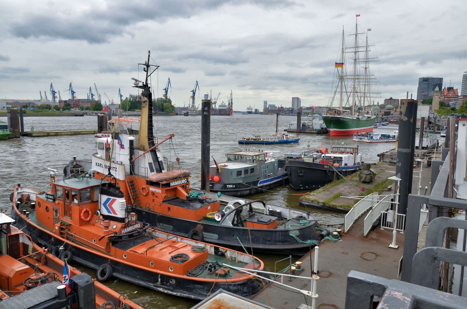 Nikon D7000 sample photo. Hamburg, port, elbe photography
