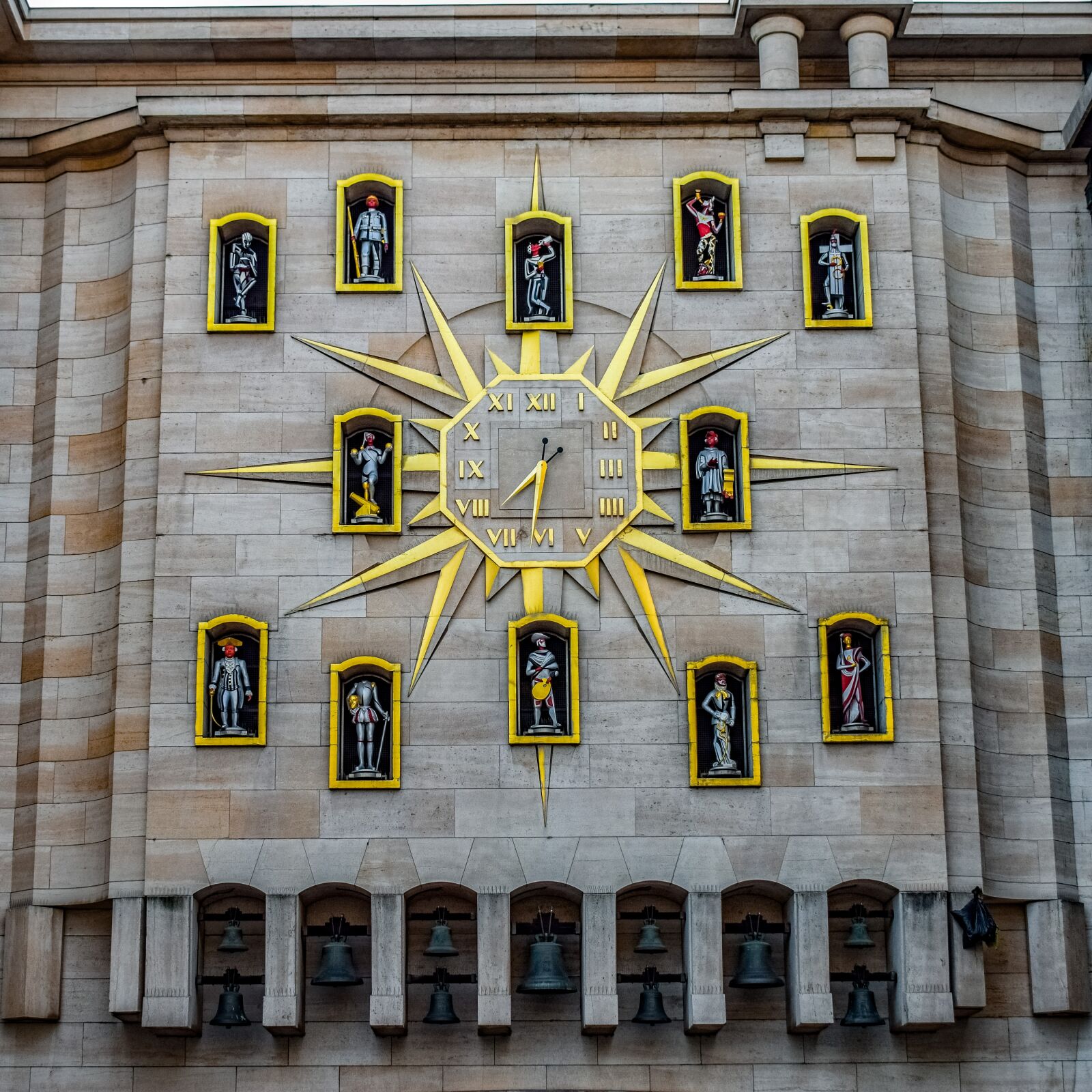Nikon D3300 sample photo. Clock, wall, time photography