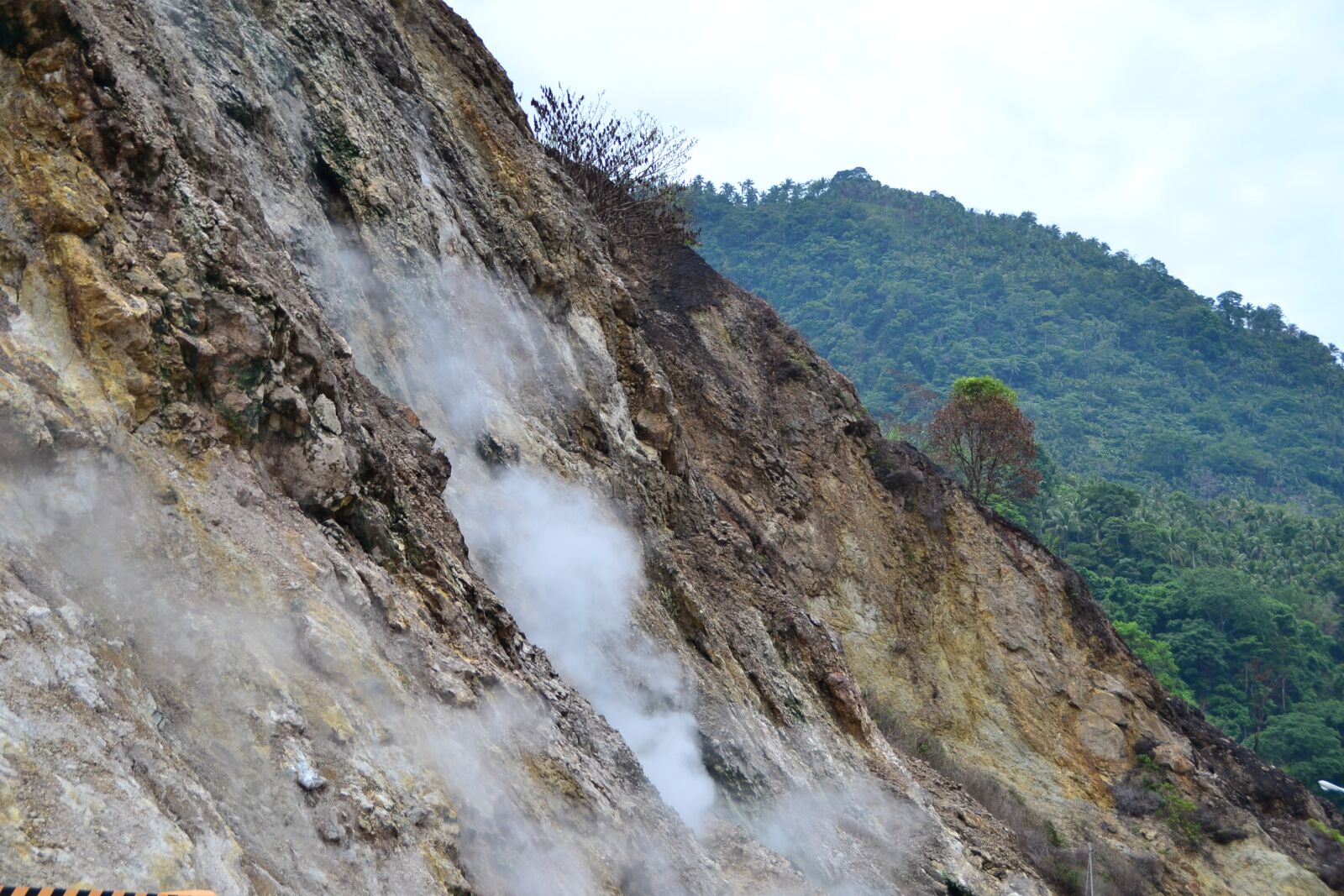 Nikon D3100 sample photo. Sulphur, rocks, pools photography