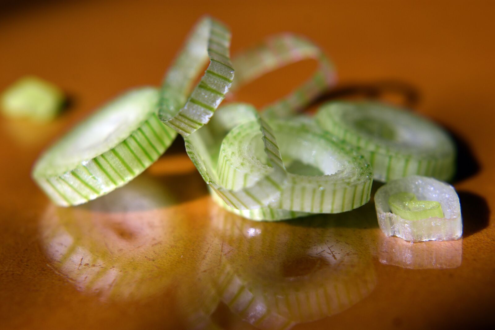 Nikon D3400 sample photo. Onion, chives, chive photography