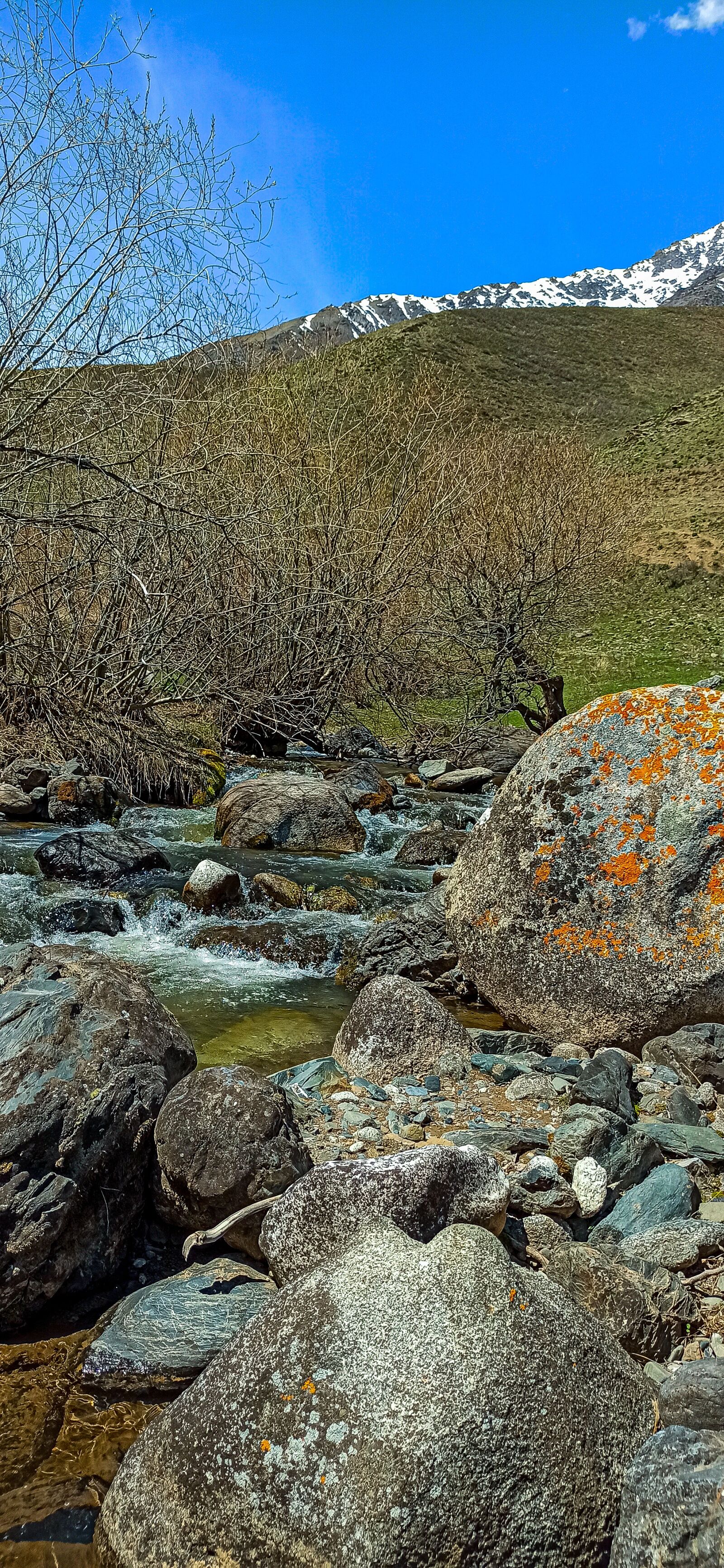 Xiaomi Redmi Note 8 Pro sample photo. Mountains, small river, nature photography