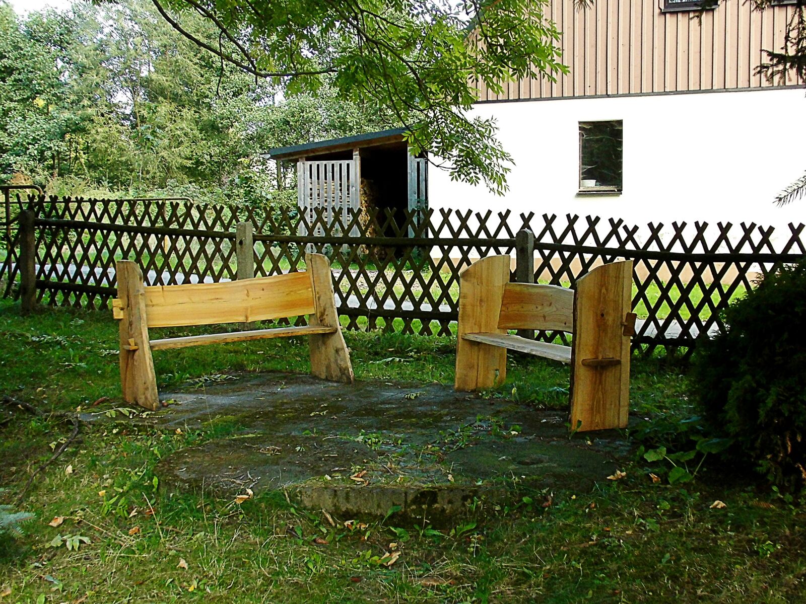 MEDION MD86824 sample photo. Bank, park, wooden bench photography