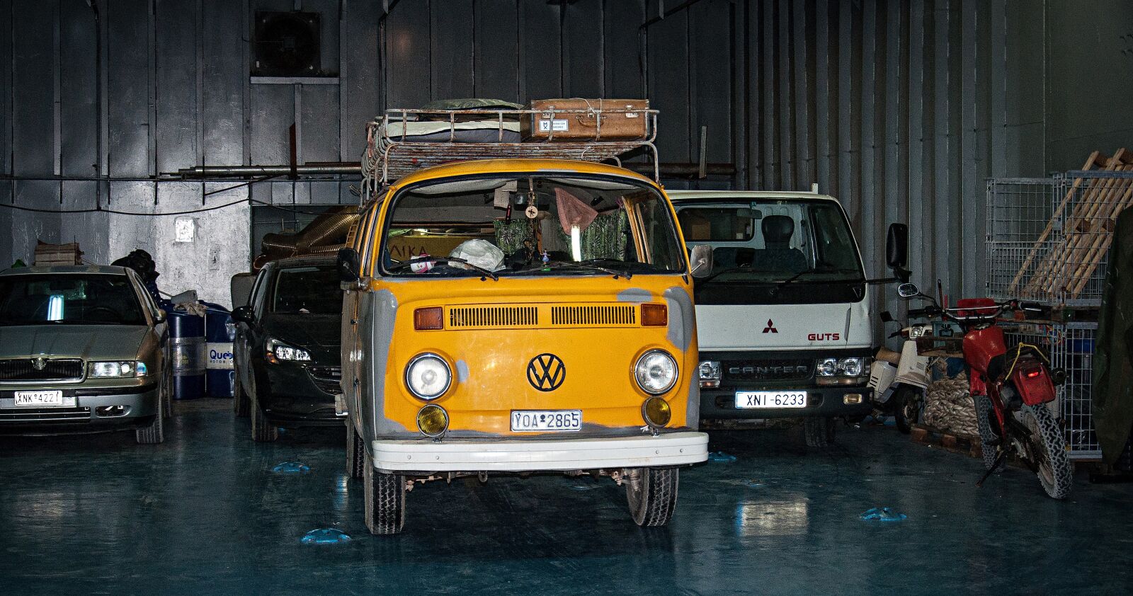 Nikon D5000 sample photo. Old vw, oldtimer, classic photography