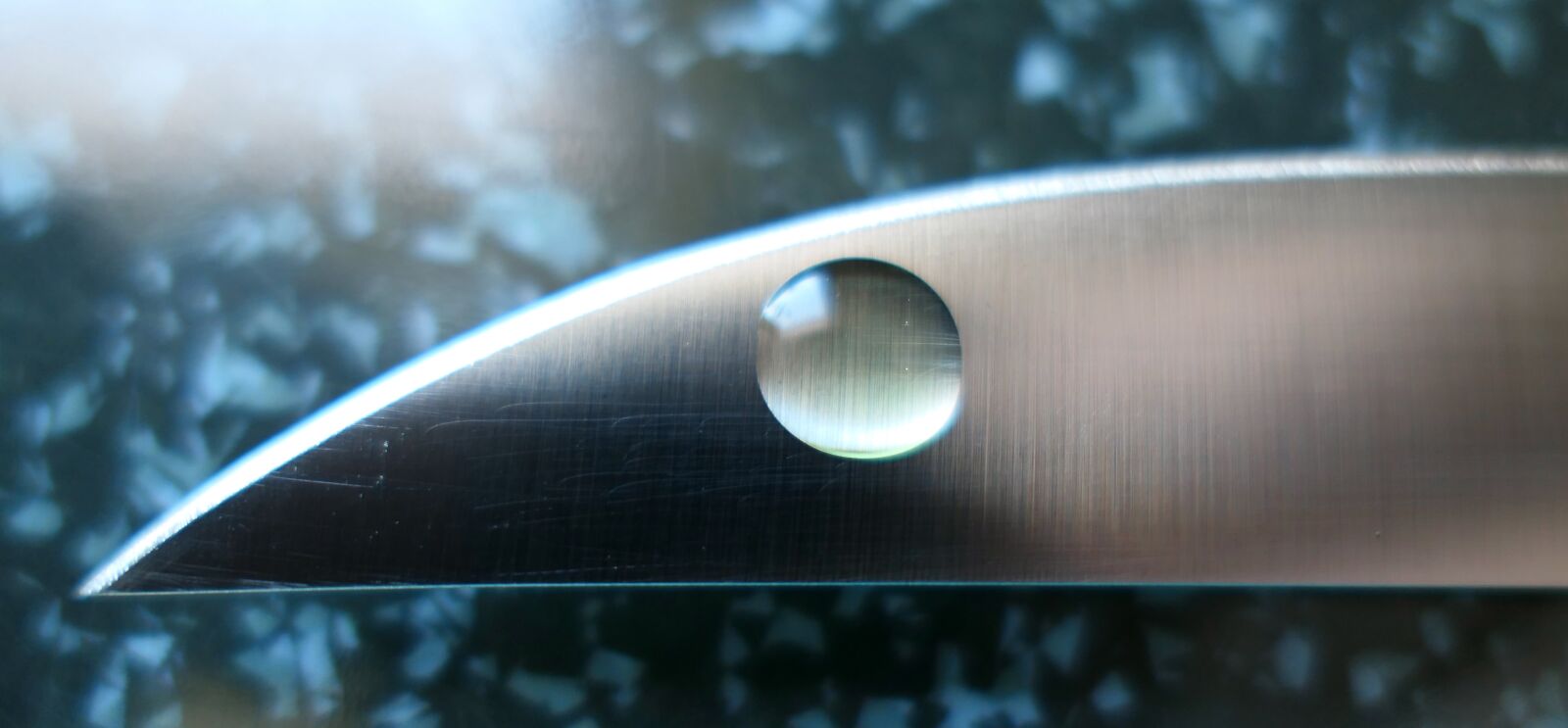 Panasonic Lumix DMC-LX10 (Lumix DMC-LX15) sample photo. Knife, drip, water photography