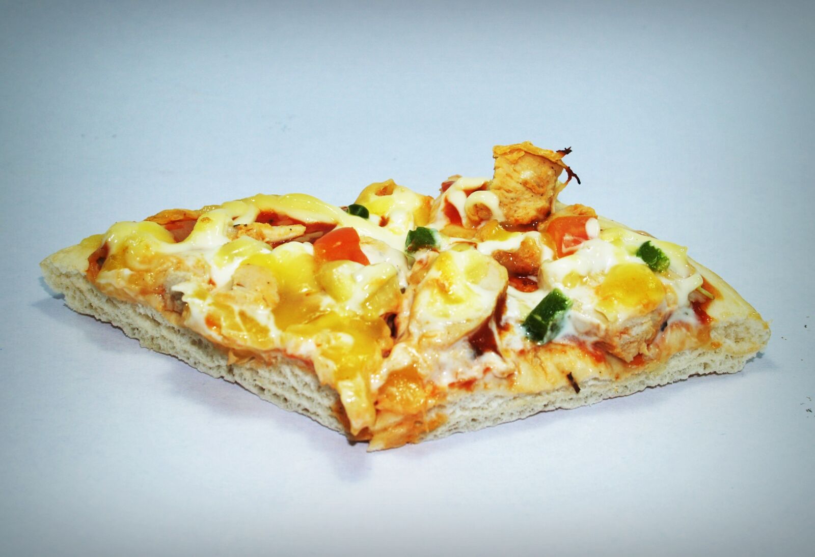 Olympus E-300 (EVOLT E-300) sample photo. Pizza, slice, pepperoni photography