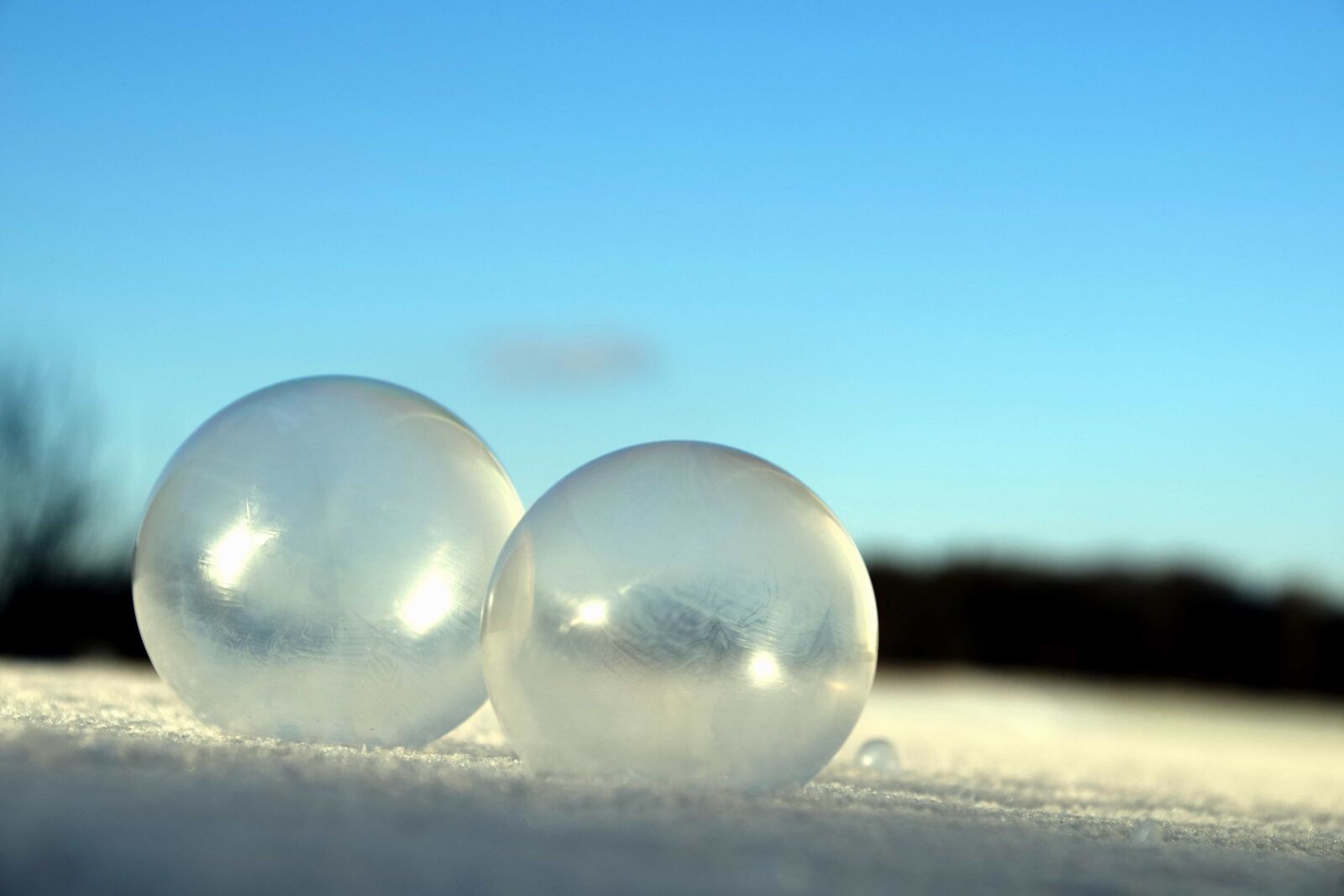 Nikon D3300 sample photo. Winter, cold, snow, sphere photography