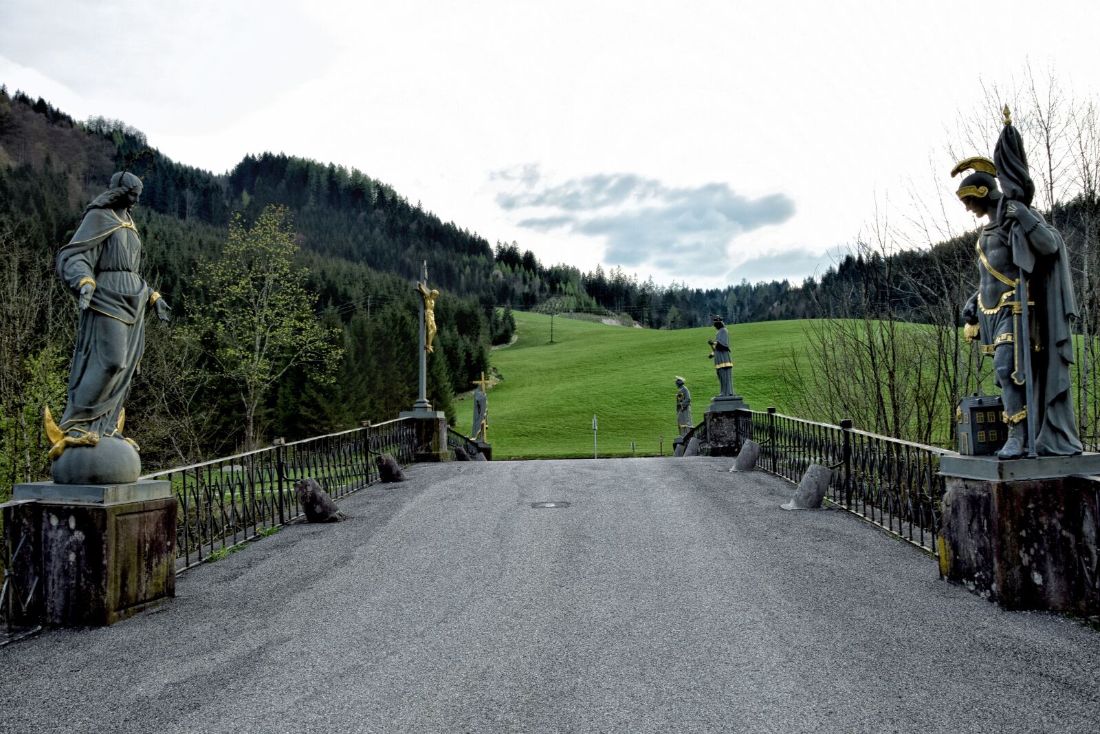 Nikon D5300 sample photo. Bridge, statuary, history photography