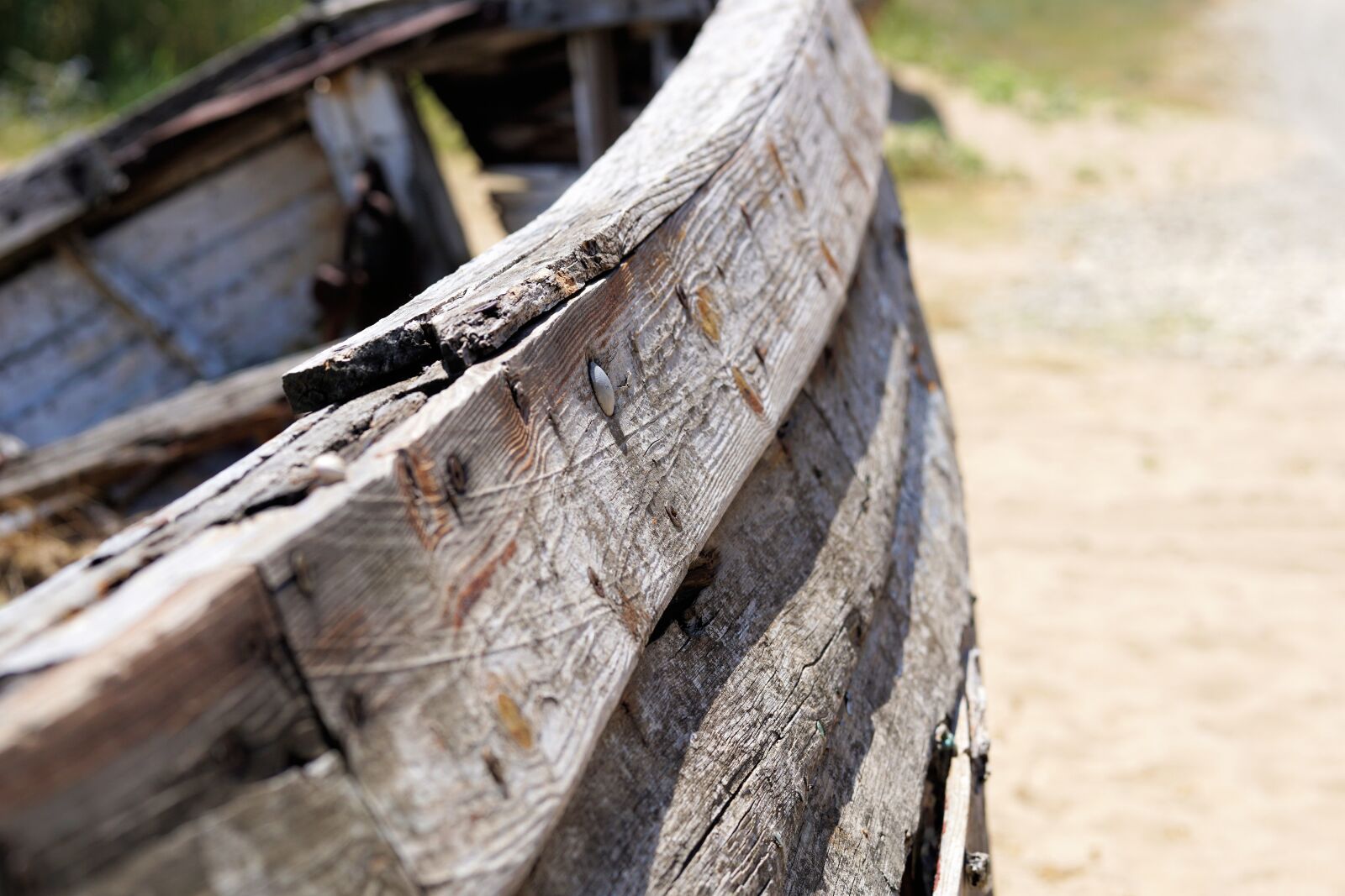 Sony a6000 + E 60mm F2.8 sample photo. Boat, old, wood photography