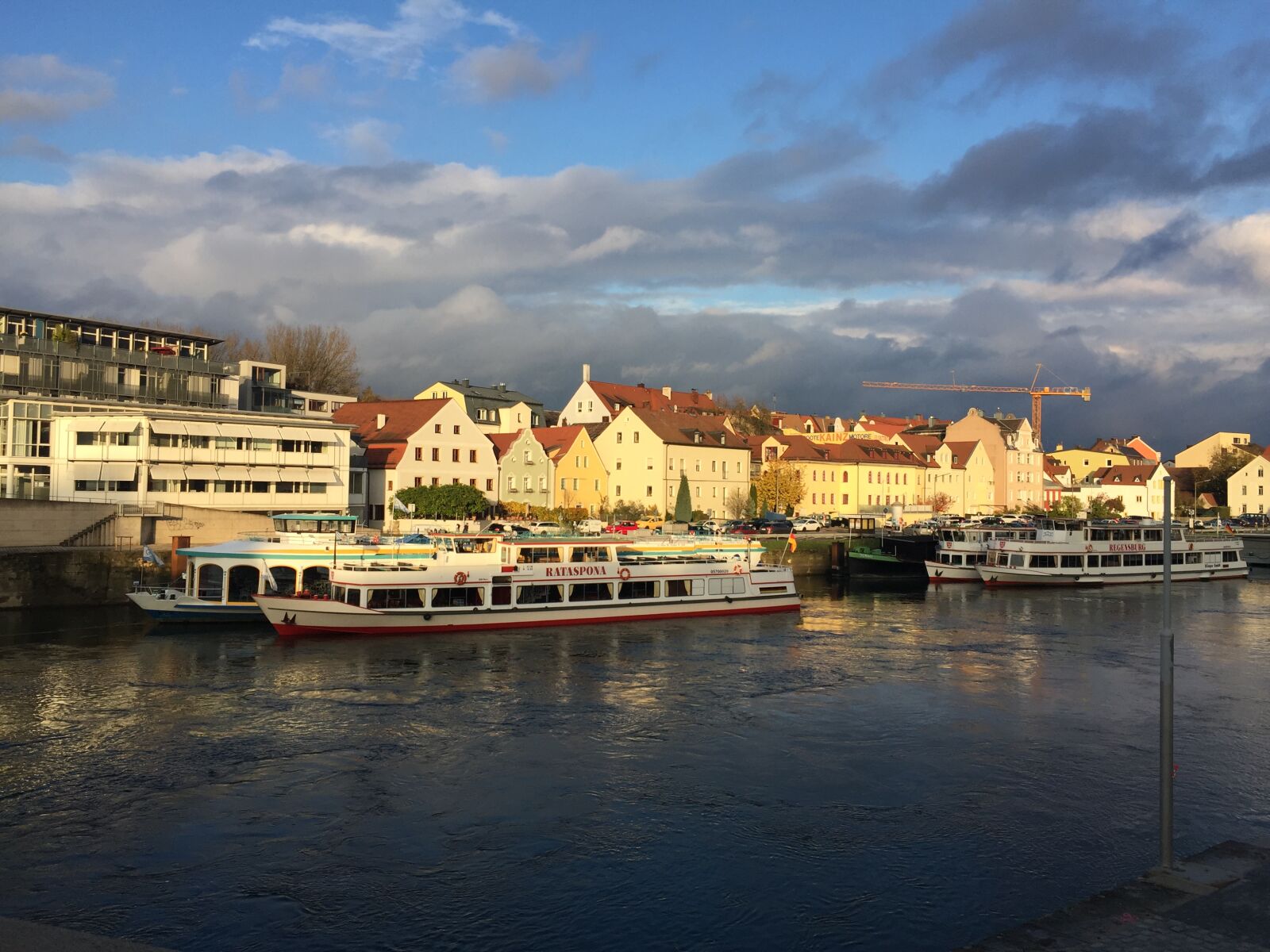 iPhone 6 Plus back camera 4.15mm f/2.2 sample photo. Danube, river, regensburg, germany photography