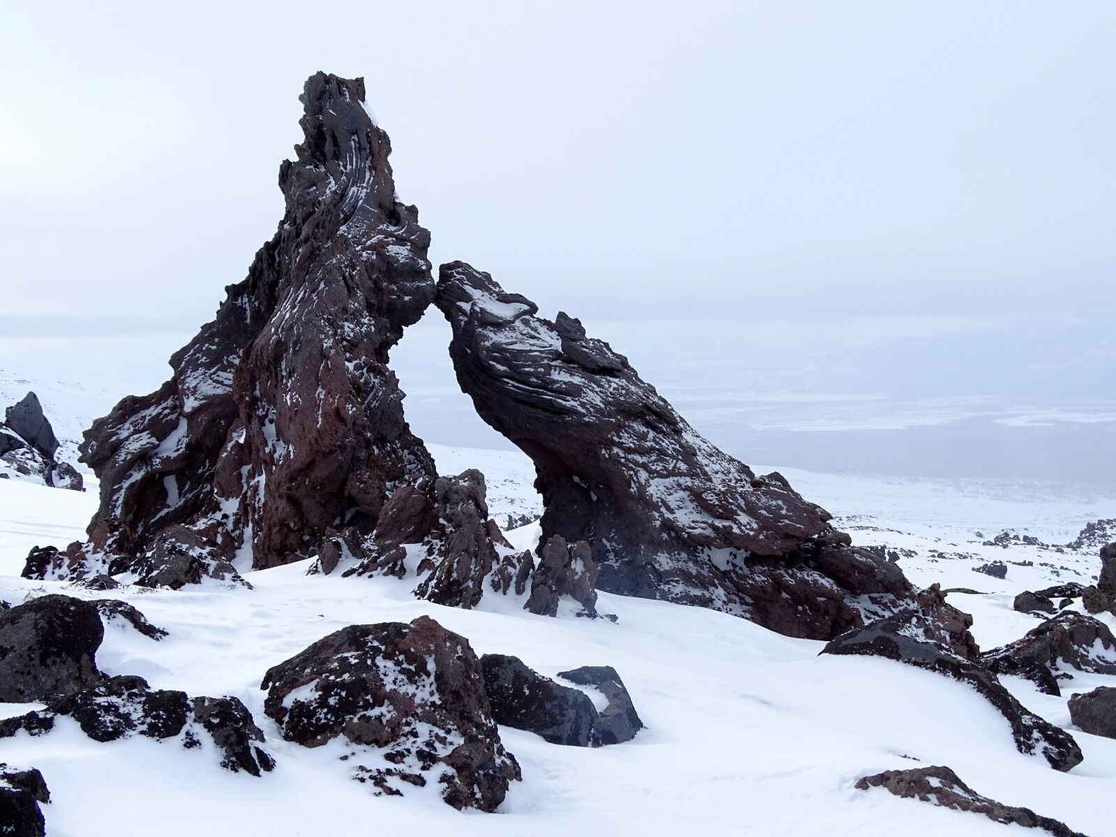 Sony DSC-HX400 sample photo. Volcano, slag, stone figures photography