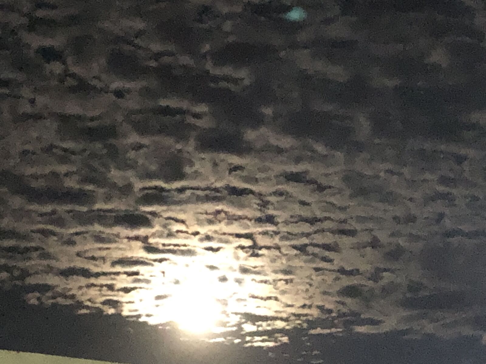 Apple iPhone 8 sample photo. Moon, clouds, sky photography