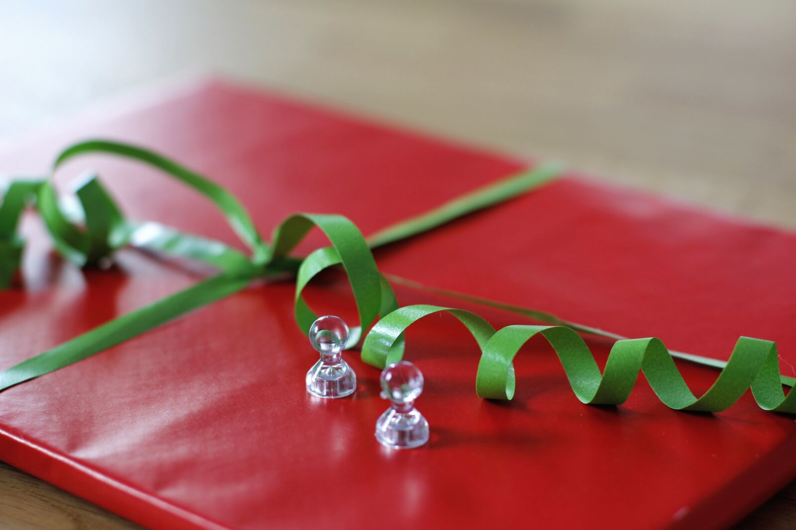 Canon EOS 60D + Canon EF 50mm F1.4 USM sample photo. Magnets, gift, birthday photography