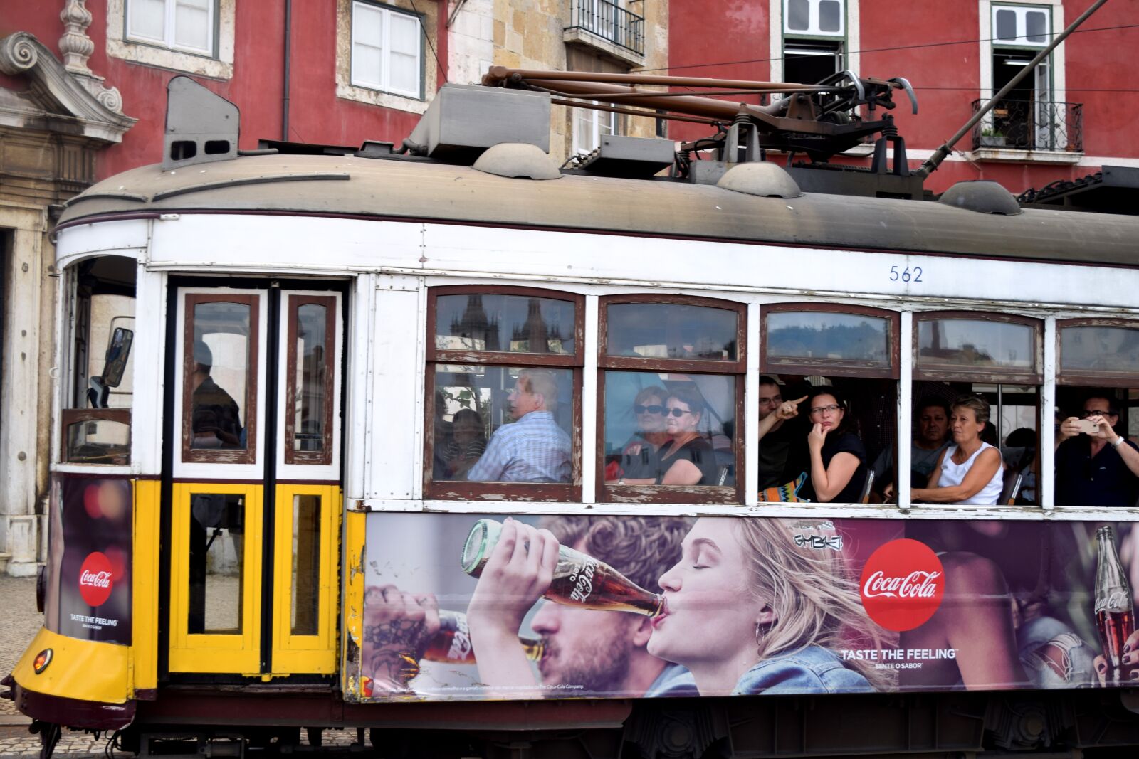 Nikon D5300 sample photo. Portugal, lisbon, tram photography