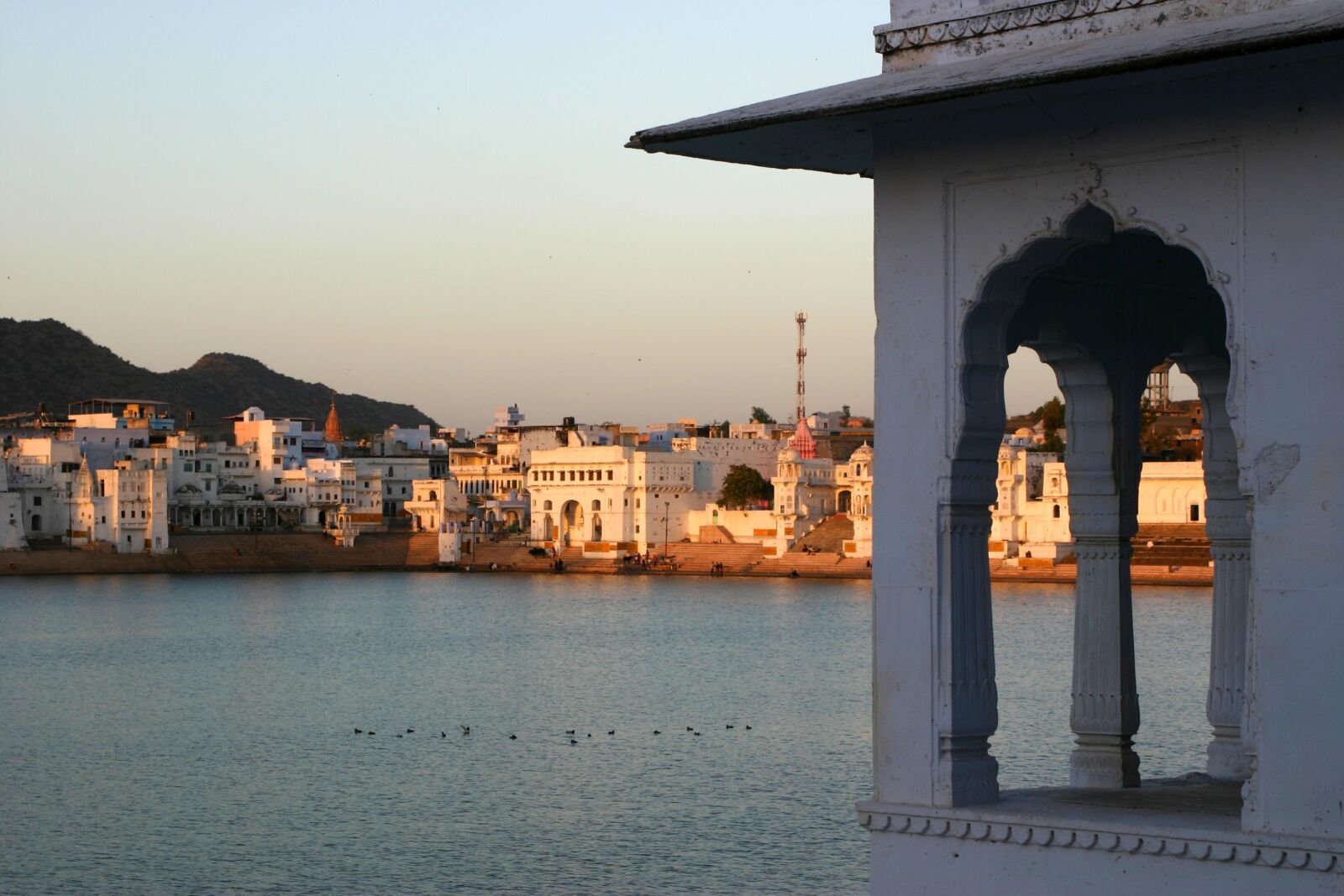 Canon EOS 300D (EOS Digital Rebel / EOS Kiss Digital) sample photo. Pushkar, india, sacred photography