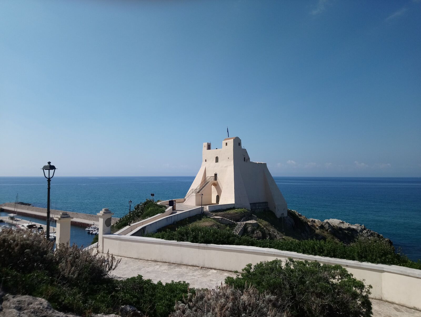 Sony Xperia XA1 sample photo. Italy, tower, sea photography