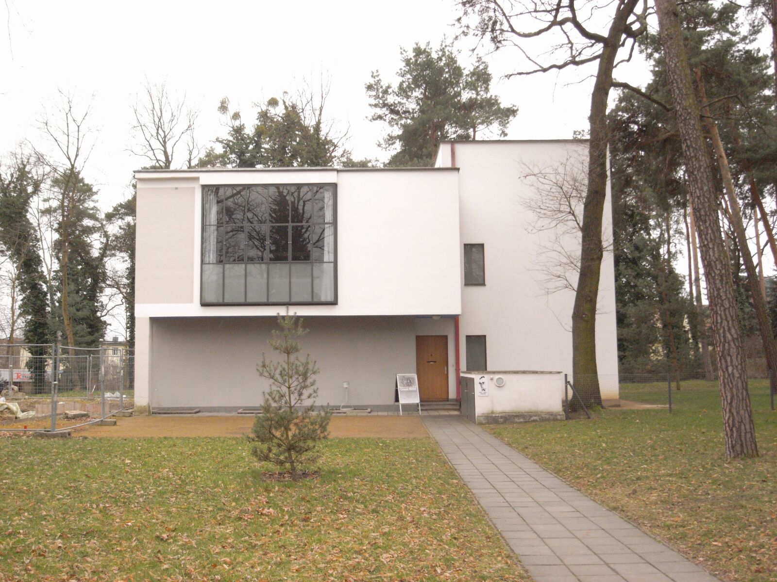 Ricoh Caplio GX100 sample photo. Bauhaus, dessau, deutschland photography