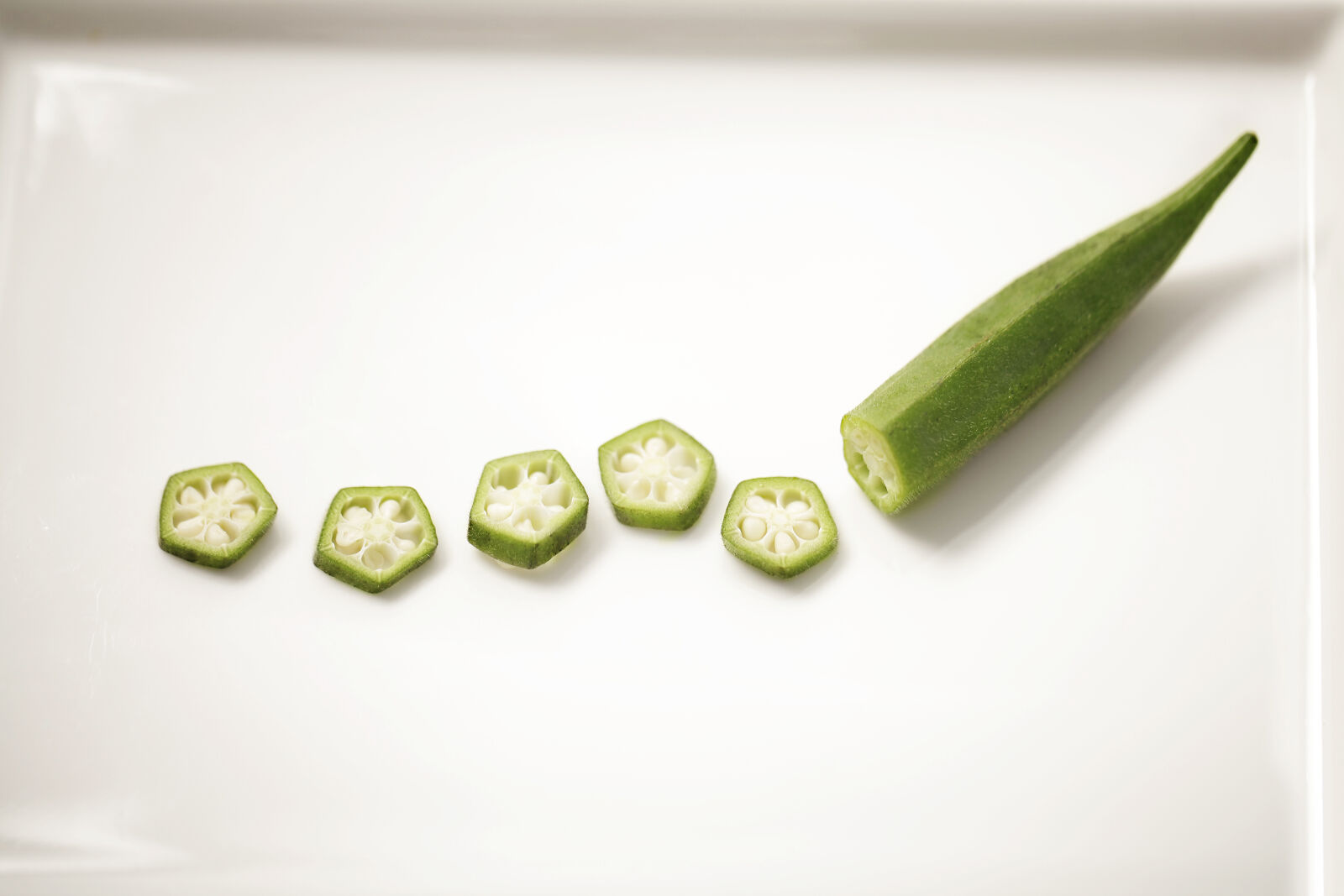 Canon EOS 5D Mark II + Canon EF 100mm F2.8L Macro IS USM sample photo. Chopped, natural, okra, on photography