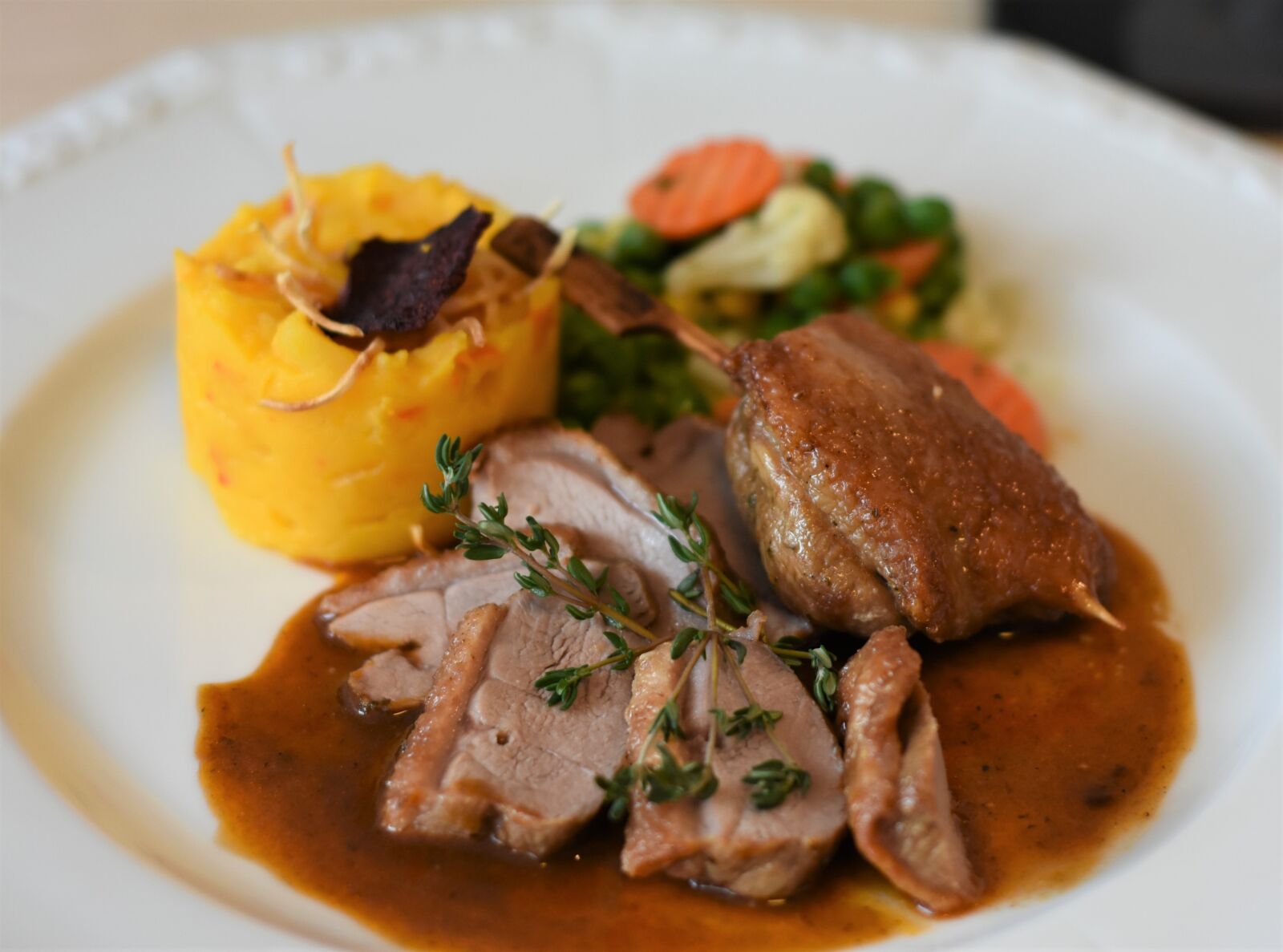 Nikon D7200 sample photo. Eat, duck, roast duck photography