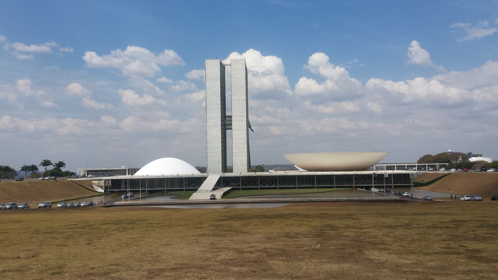 Samsung Galaxy S4 sample photo. Brasilia, brazil, landscape photography