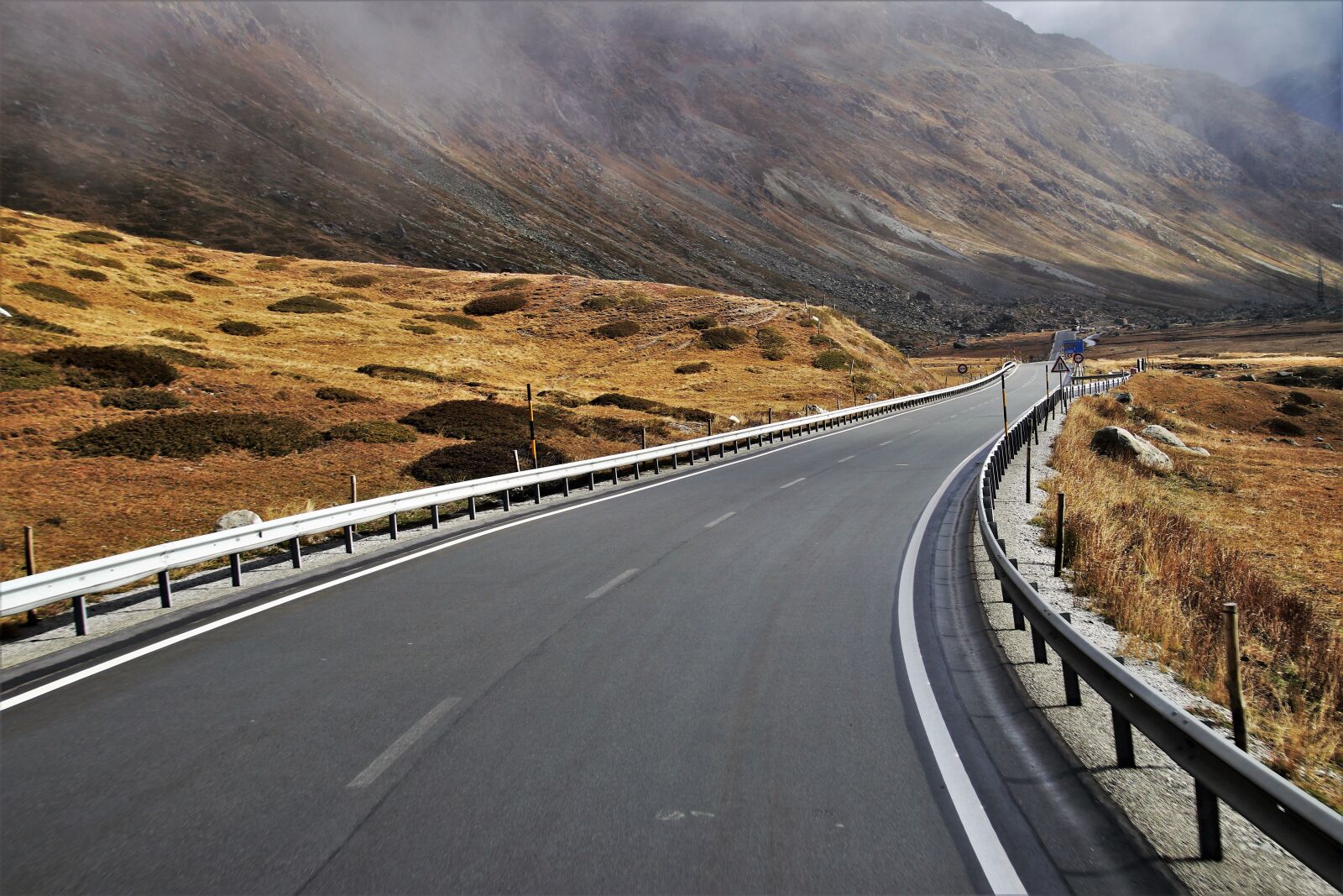 Canon EOS 80D sample photo. Mountains, road, wilderness photography