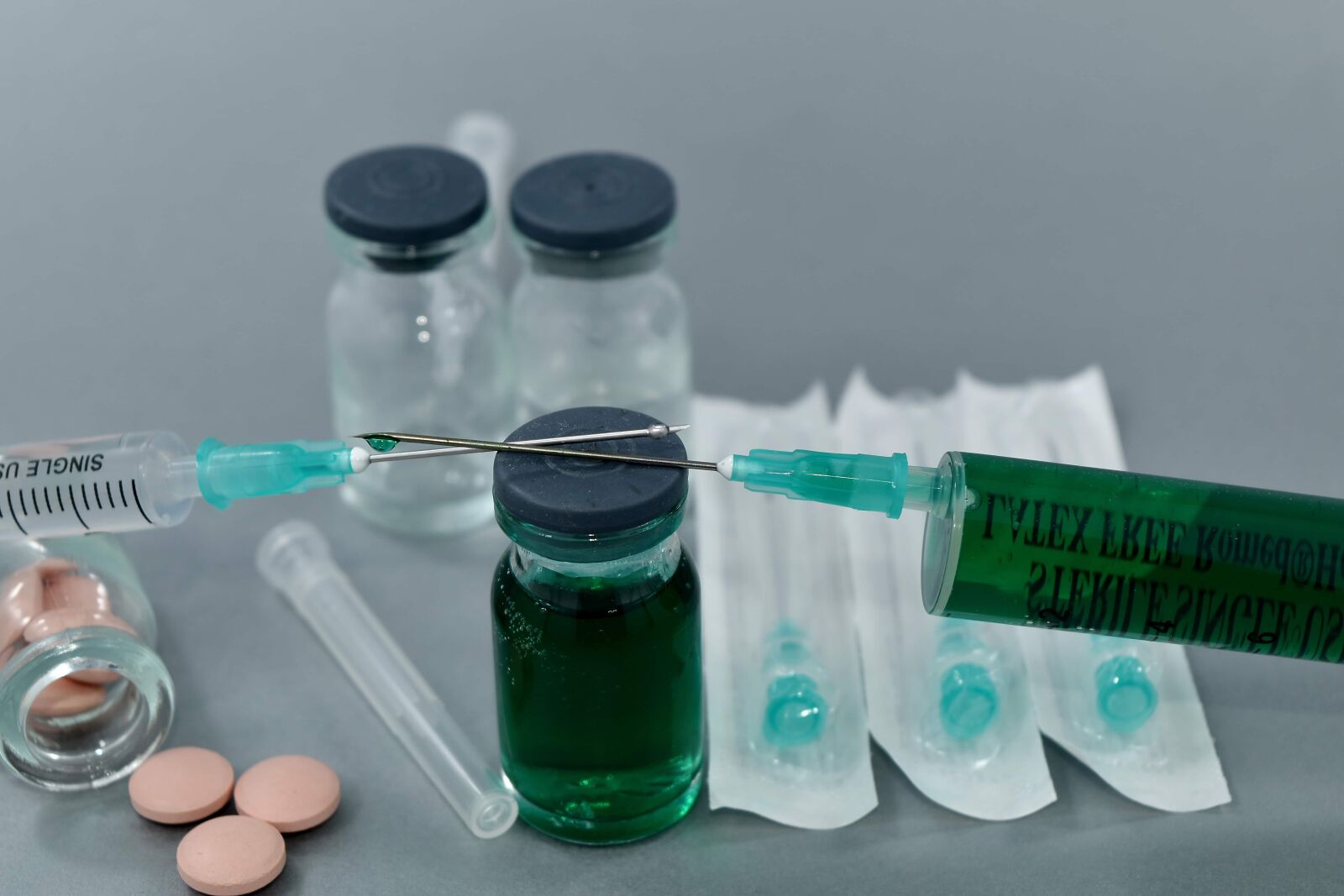 Nikon D5500 sample photo. Antiserum, antitoxin, serum, pharmacology photography