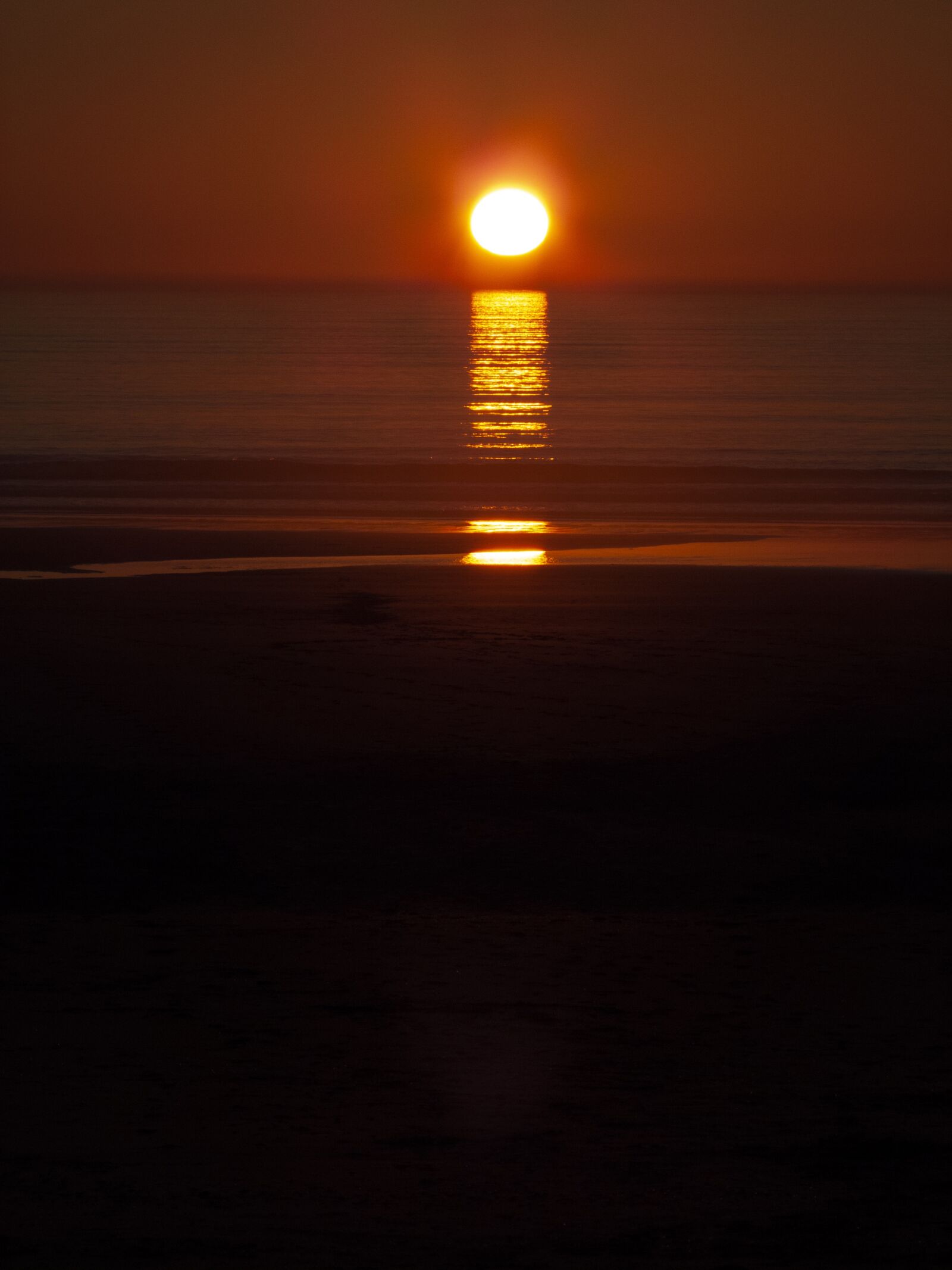 Fujifilm FinePix S100fs sample photo. Harlech, sunset, sundown photography