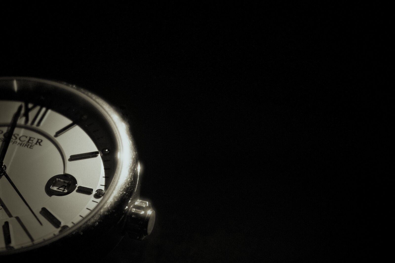Canon EOS 750D (EOS Rebel T6i / EOS Kiss X8i) sample photo. Time, watch, black and photography