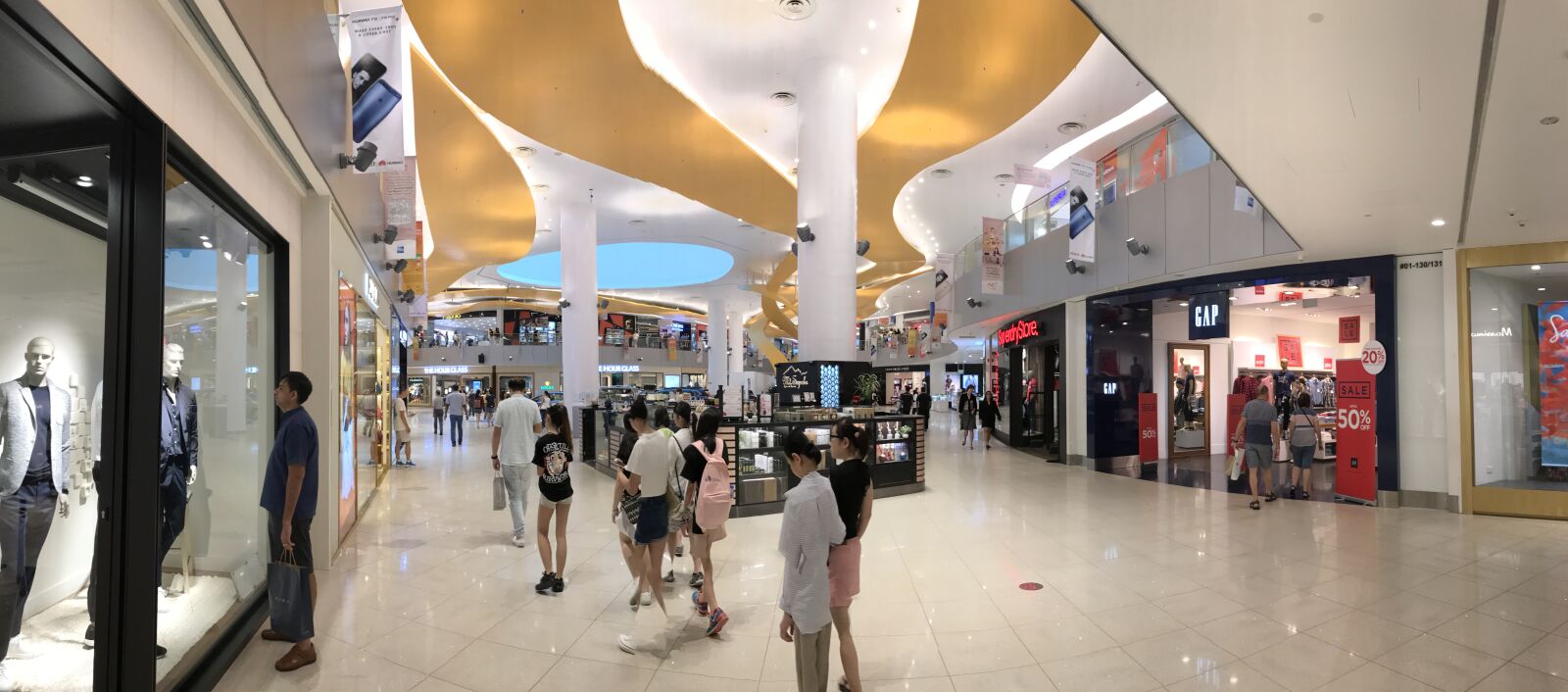 iPhone 7 back camera 3.99mm f/1.8 sample photo. Architecture, mall, shopping, singapore photography