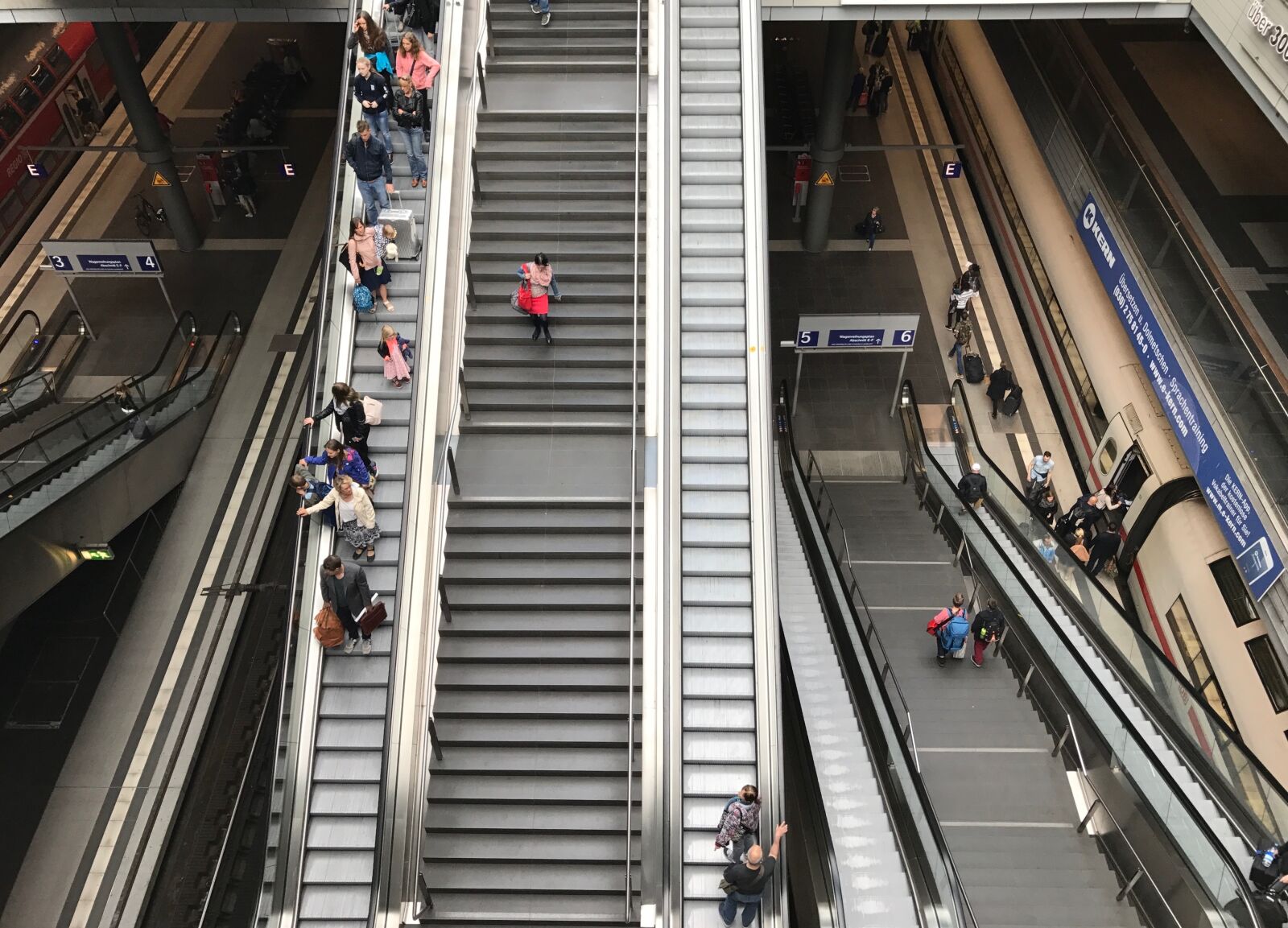 Apple iPhone 7 sample photo. Escalator, stairs, train photography