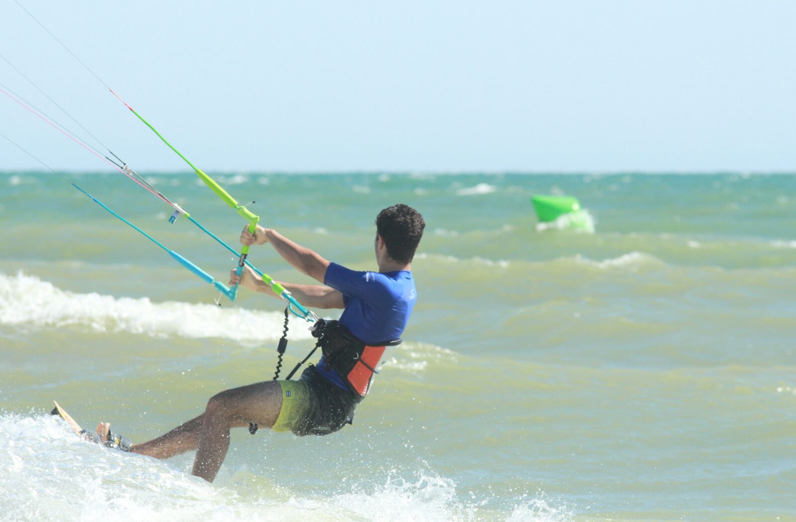 Canon EOS 700D (EOS Rebel T5i / EOS Kiss X7i) sample photo. Sport, kite surf, surfer photography