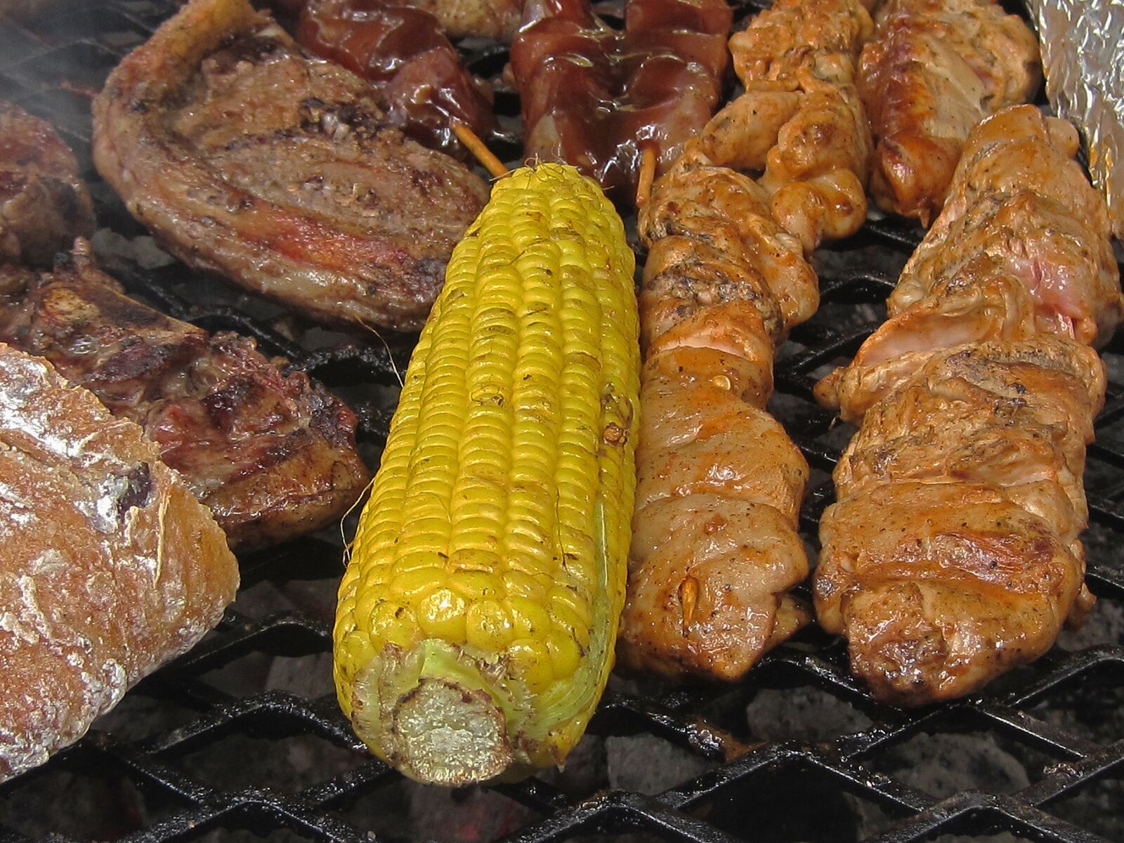 Canon PowerShot SD1200 IS (Digital IXUS 95 IS / IXY Digital 110 IS) sample photo. Corn and meat on photography