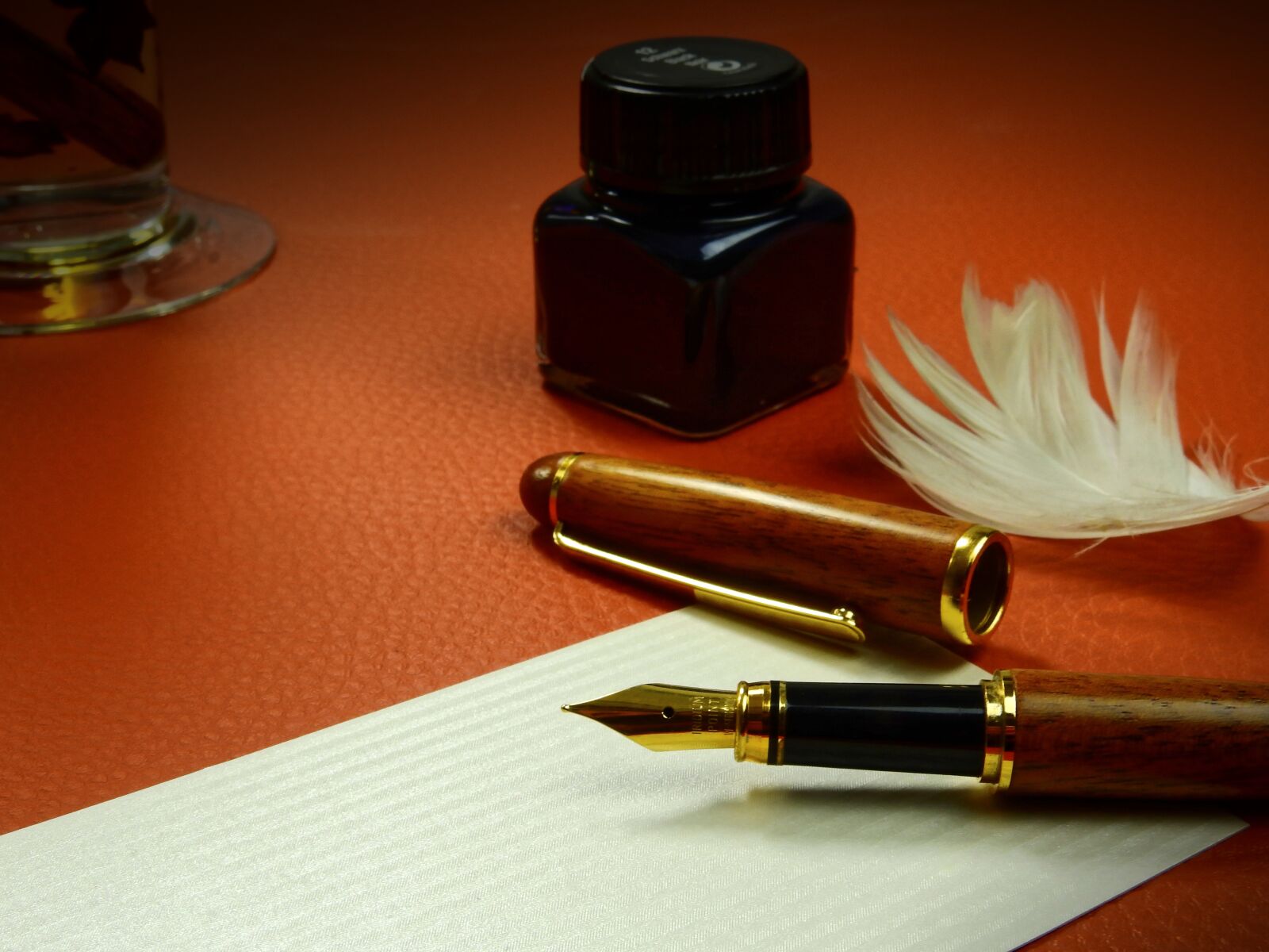 Nikon Coolpix P900 sample photo. Write, communication, filler photography