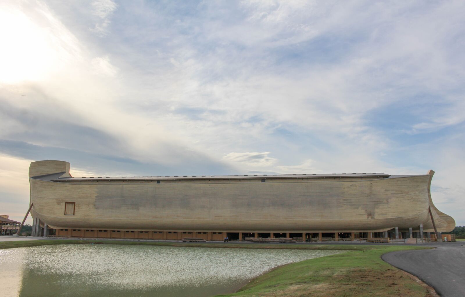 Canon EOS 700D (EOS Rebel T5i / EOS Kiss X7i) sample photo. Life sized, ark, noah photography