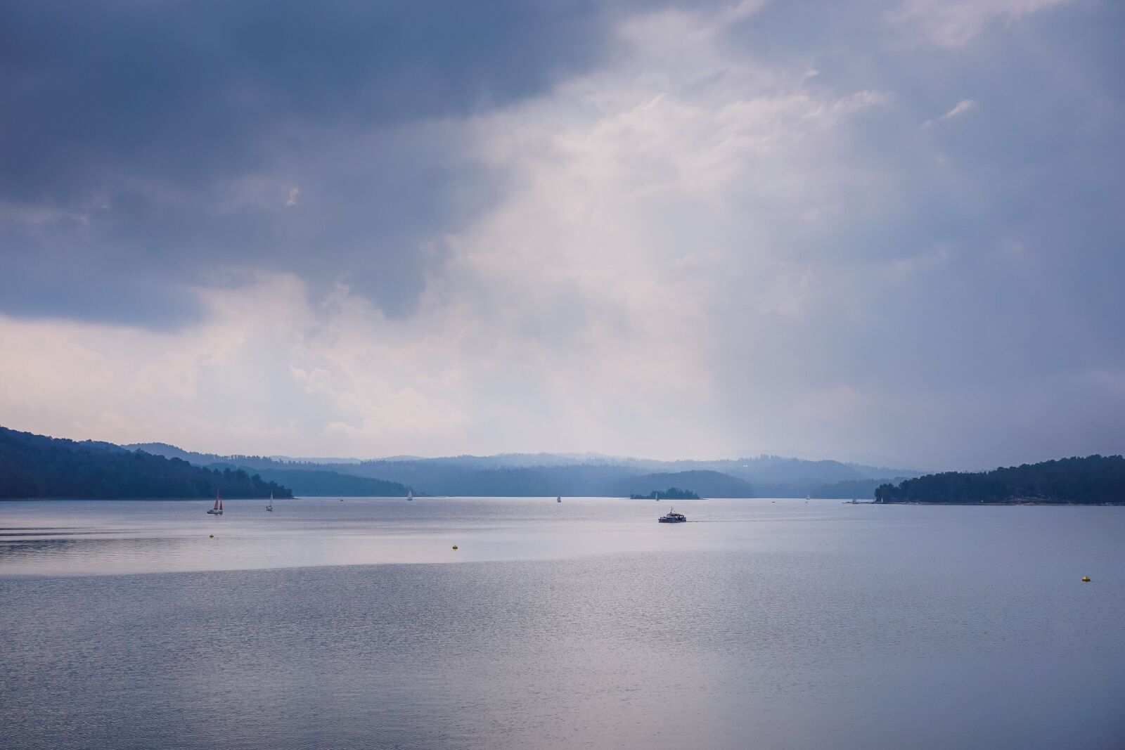 Sony a6000 sample photo. Lake, view, landscape photography