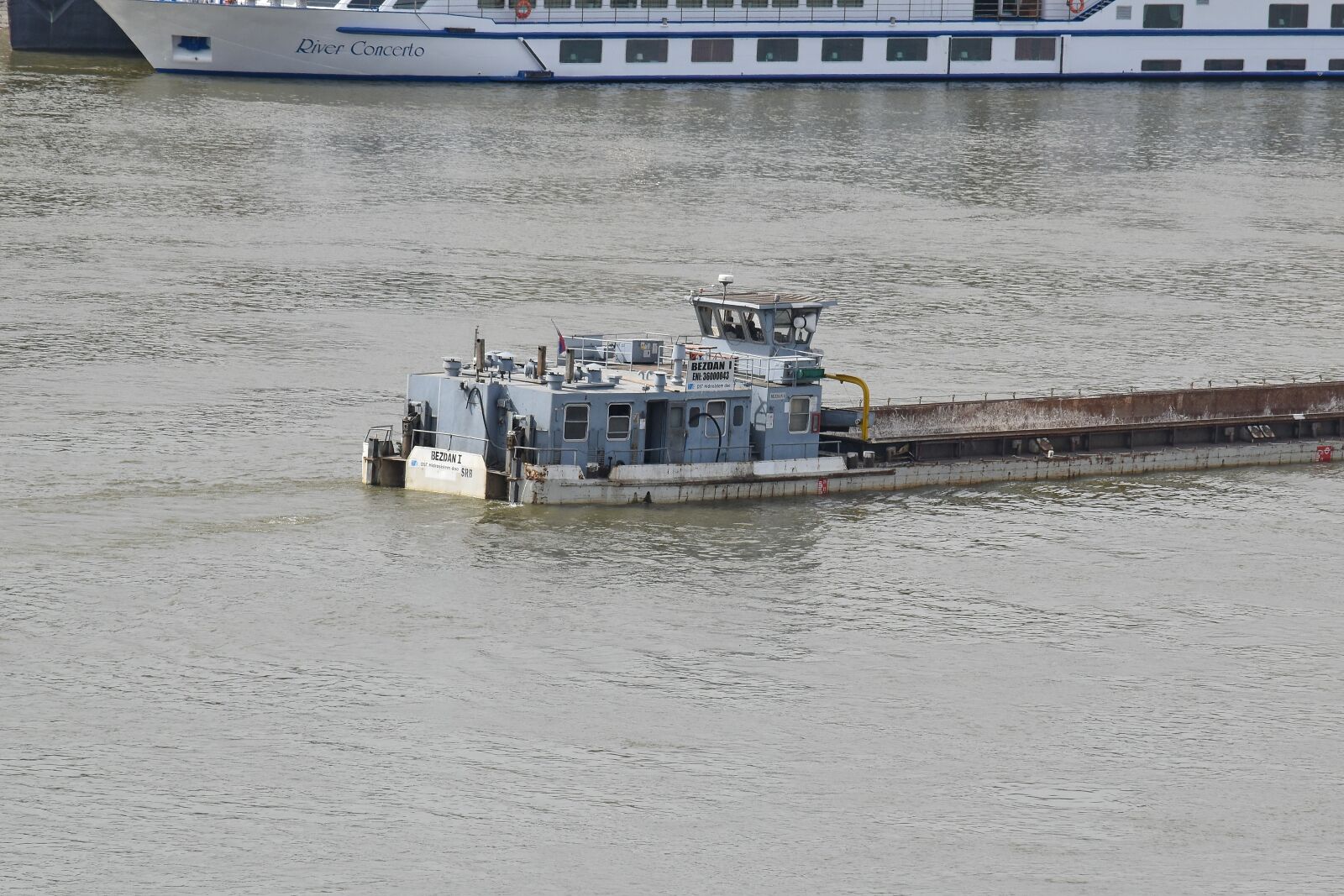 Nikon D5500 sample photo. Ship, boat, tugboat, water photography