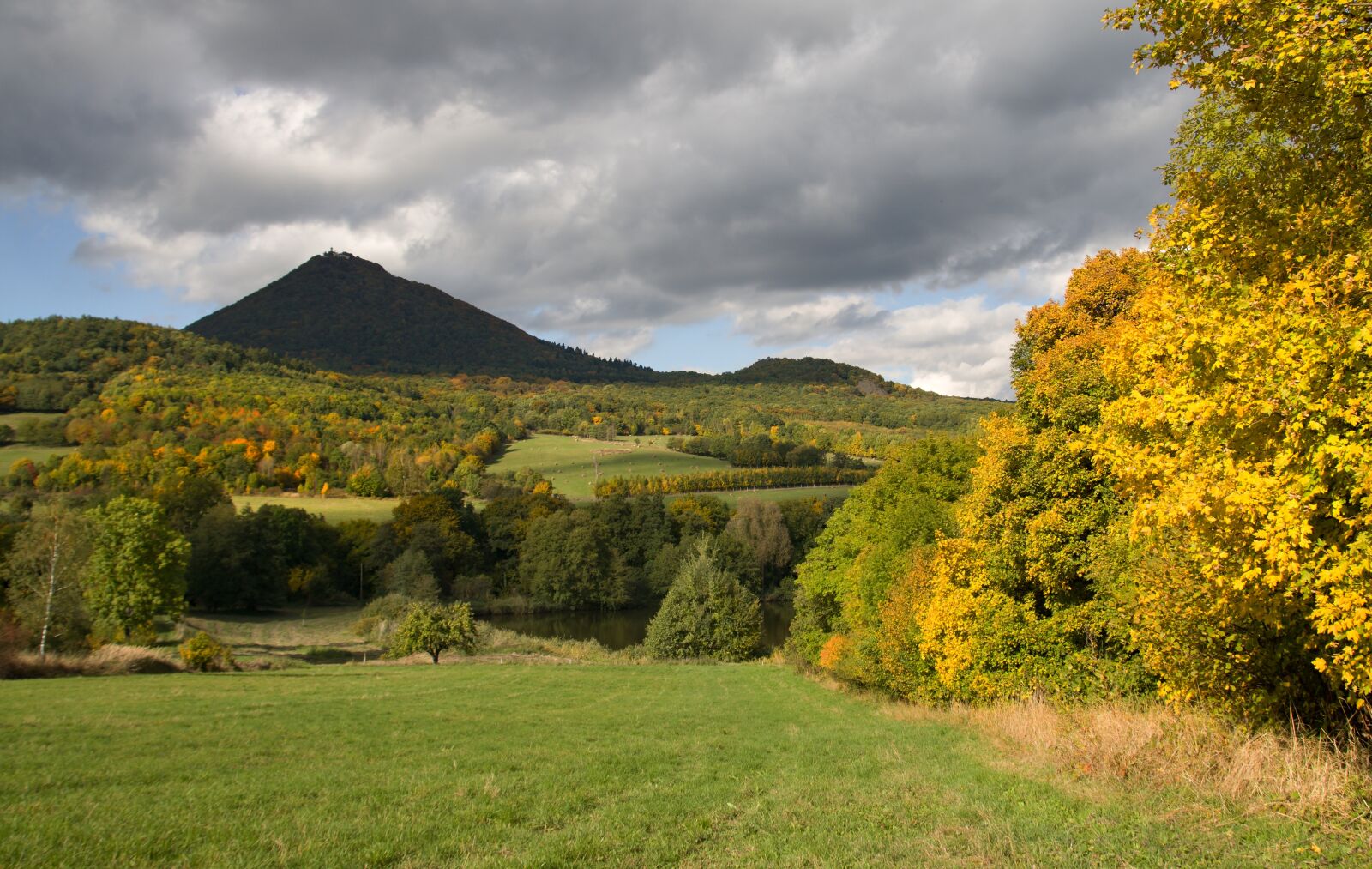 Sony ILCA-77M2 sample photo. Landscape, autumn, nature photography