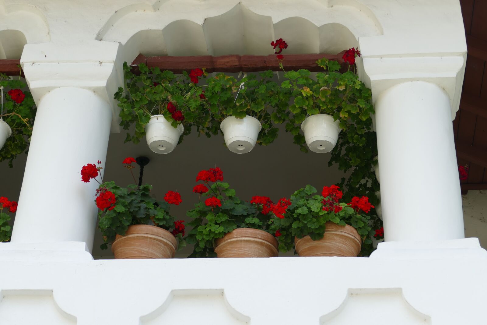 Panasonic Lumix DMC-FZ1000 sample photo. Monastery, cozia, architecture photography