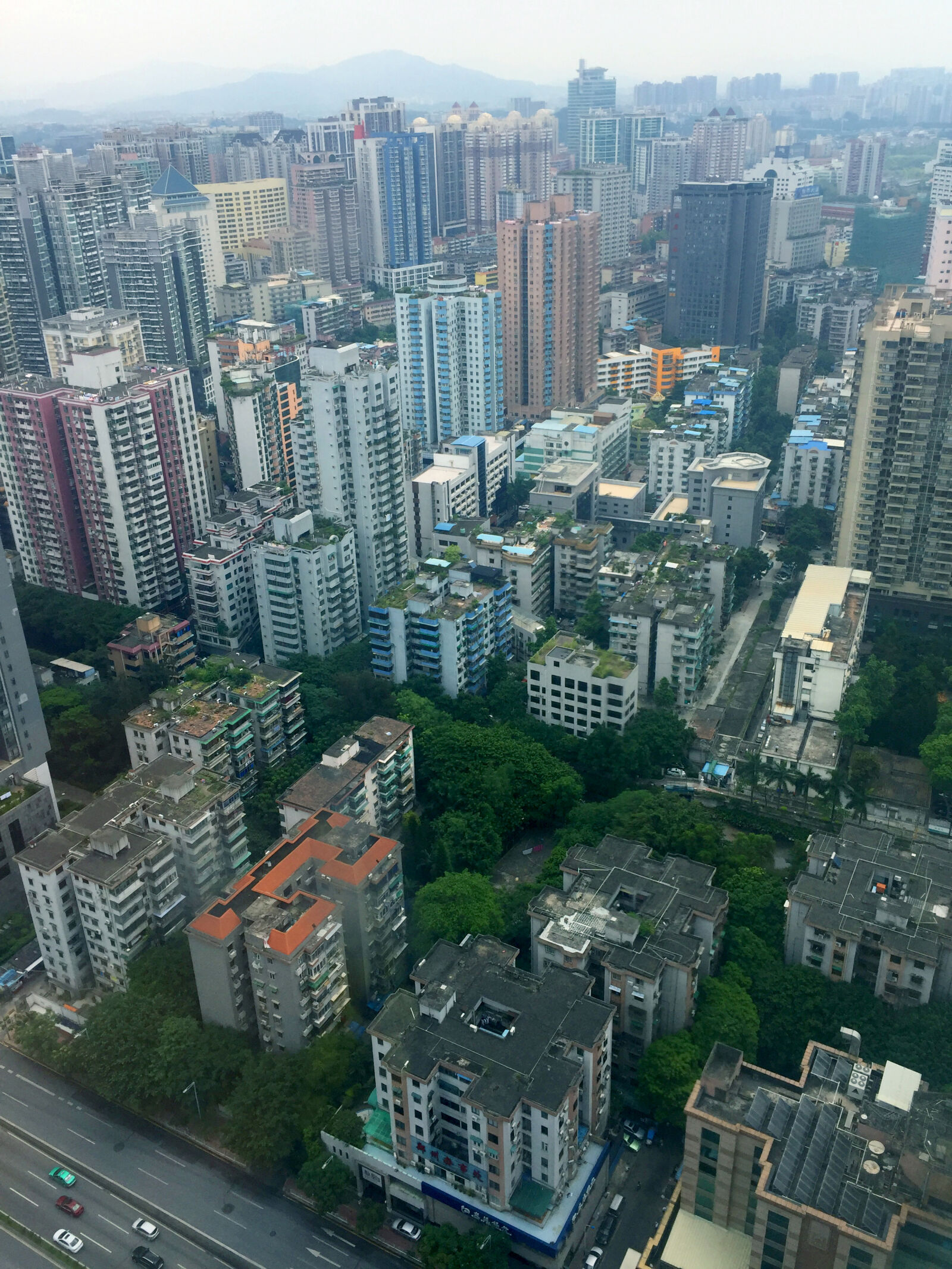 iPhone 6 Plus back camera 4.15mm f/2.2 sample photo. City photography