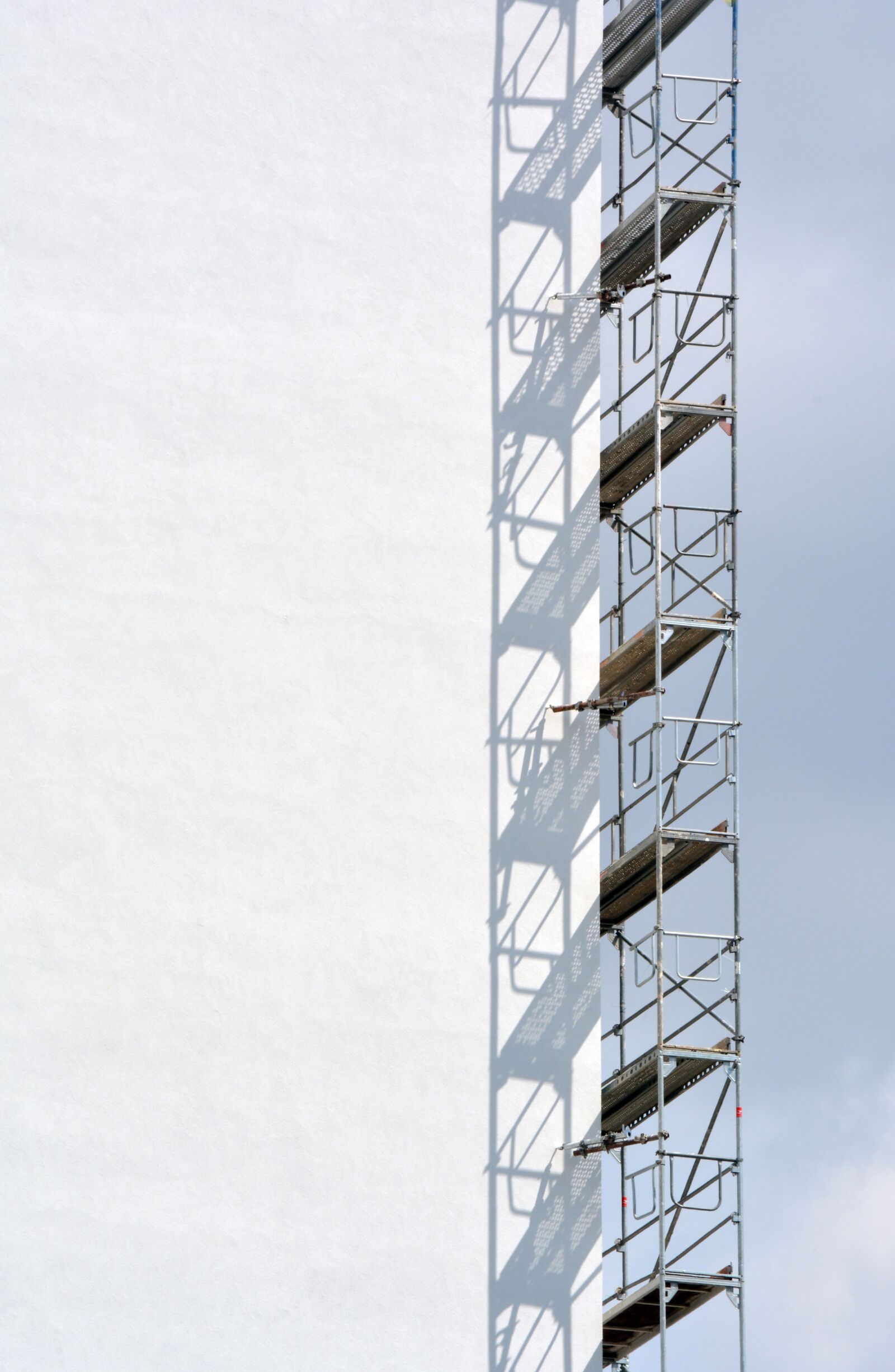 Nikon D5200 sample photo. Scaffolding, construction, building photography